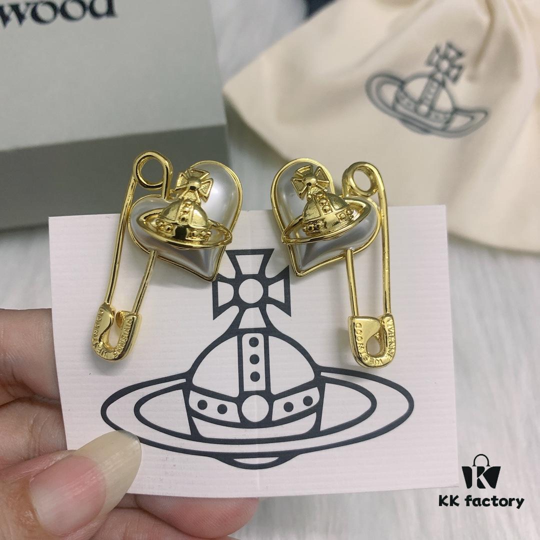 West Grandma Beimu Love Pin Stud Earrings