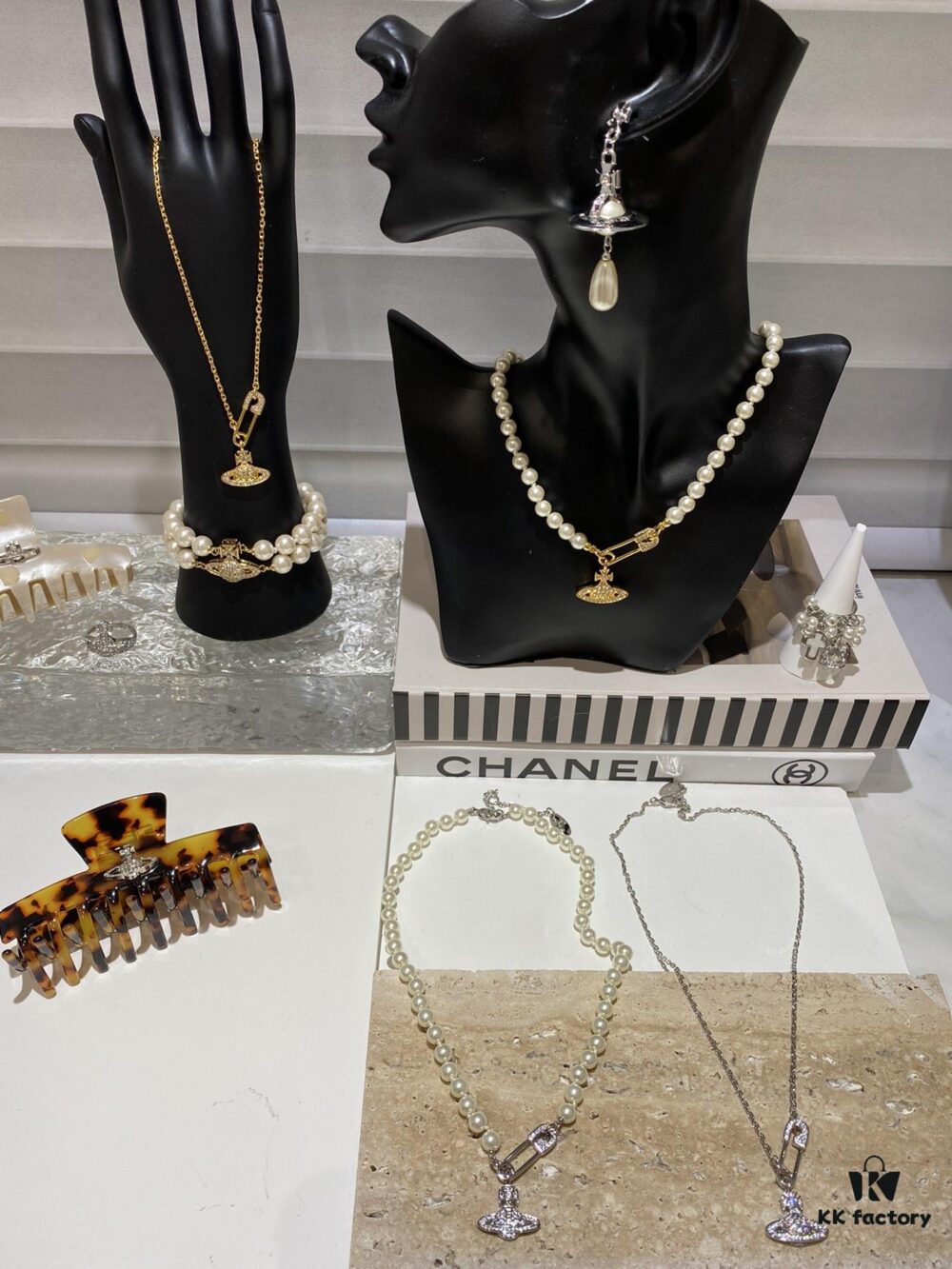 Saturn | Vivienne Westwood Jewelry - Brooch Style Pearl Necklace and Bracelet