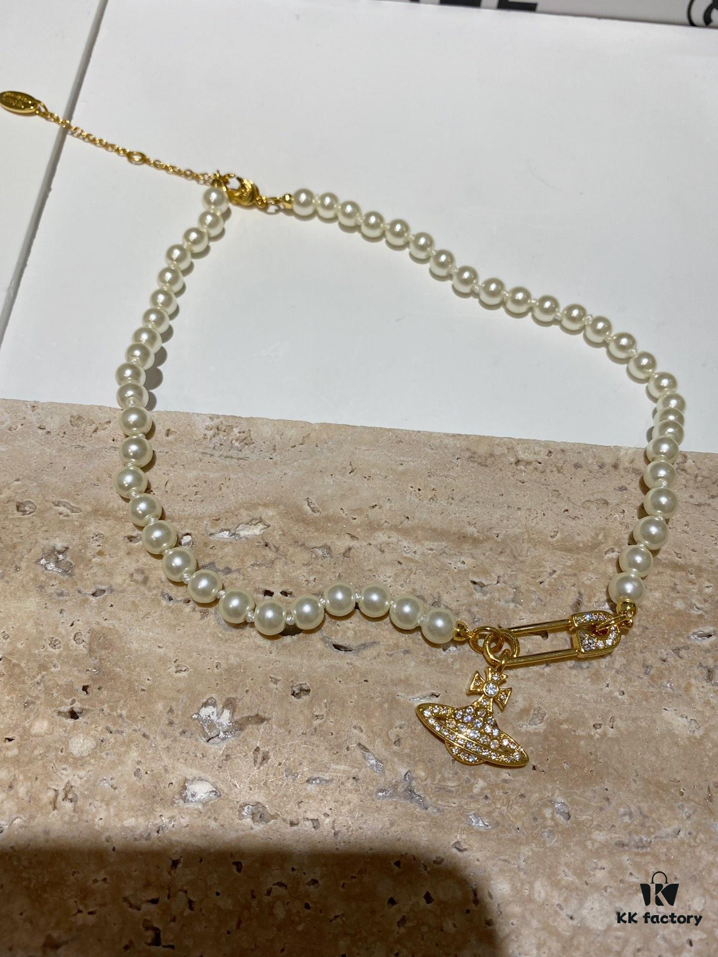 Saturn | Vivienne Westwood Jewelry - Brooch Style Pearl Necklace and Bracelet