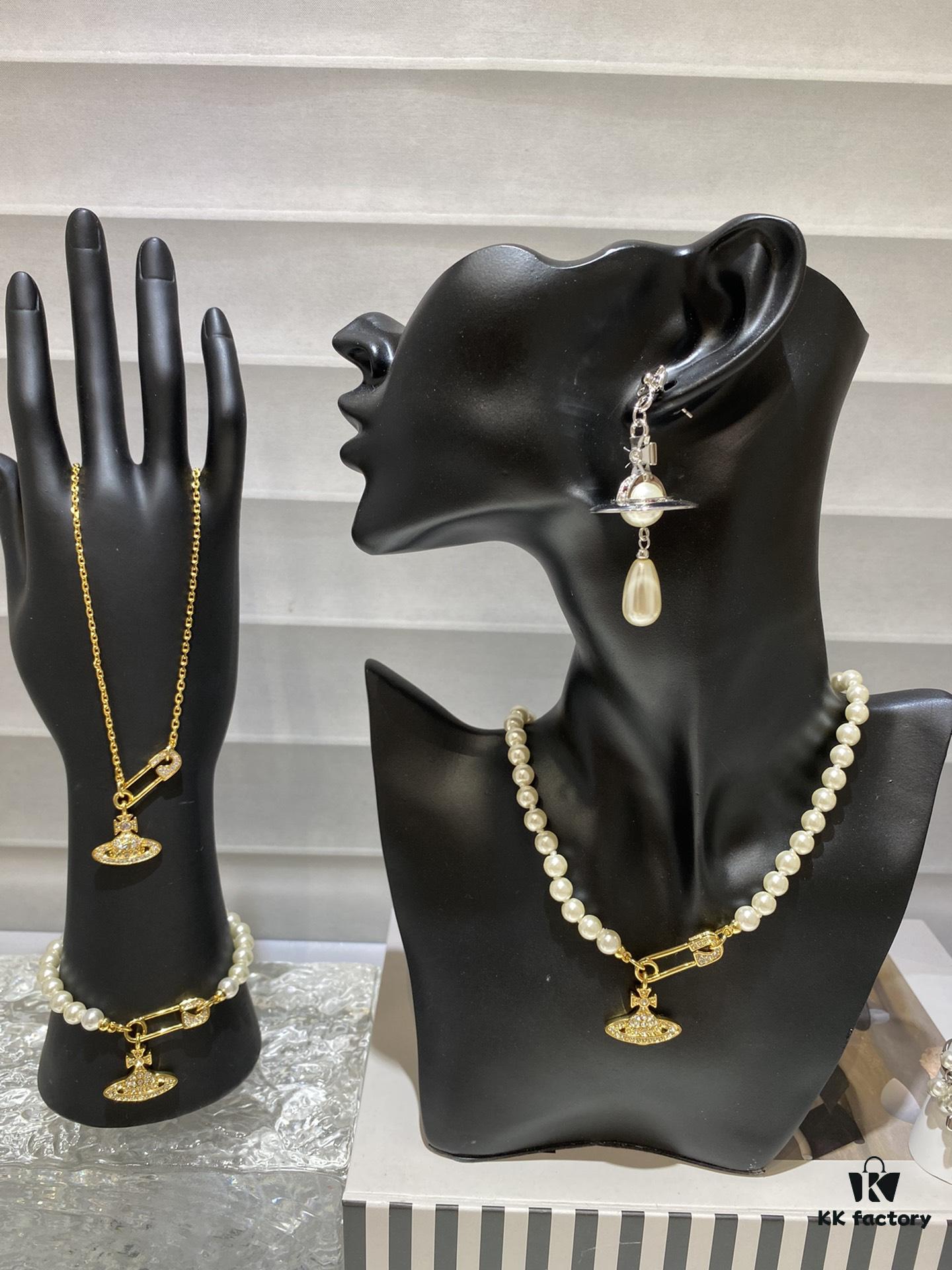 Saturn | Vivienne Westwood Jewelry - Brooch Style Pearl Necklace and Bracelet