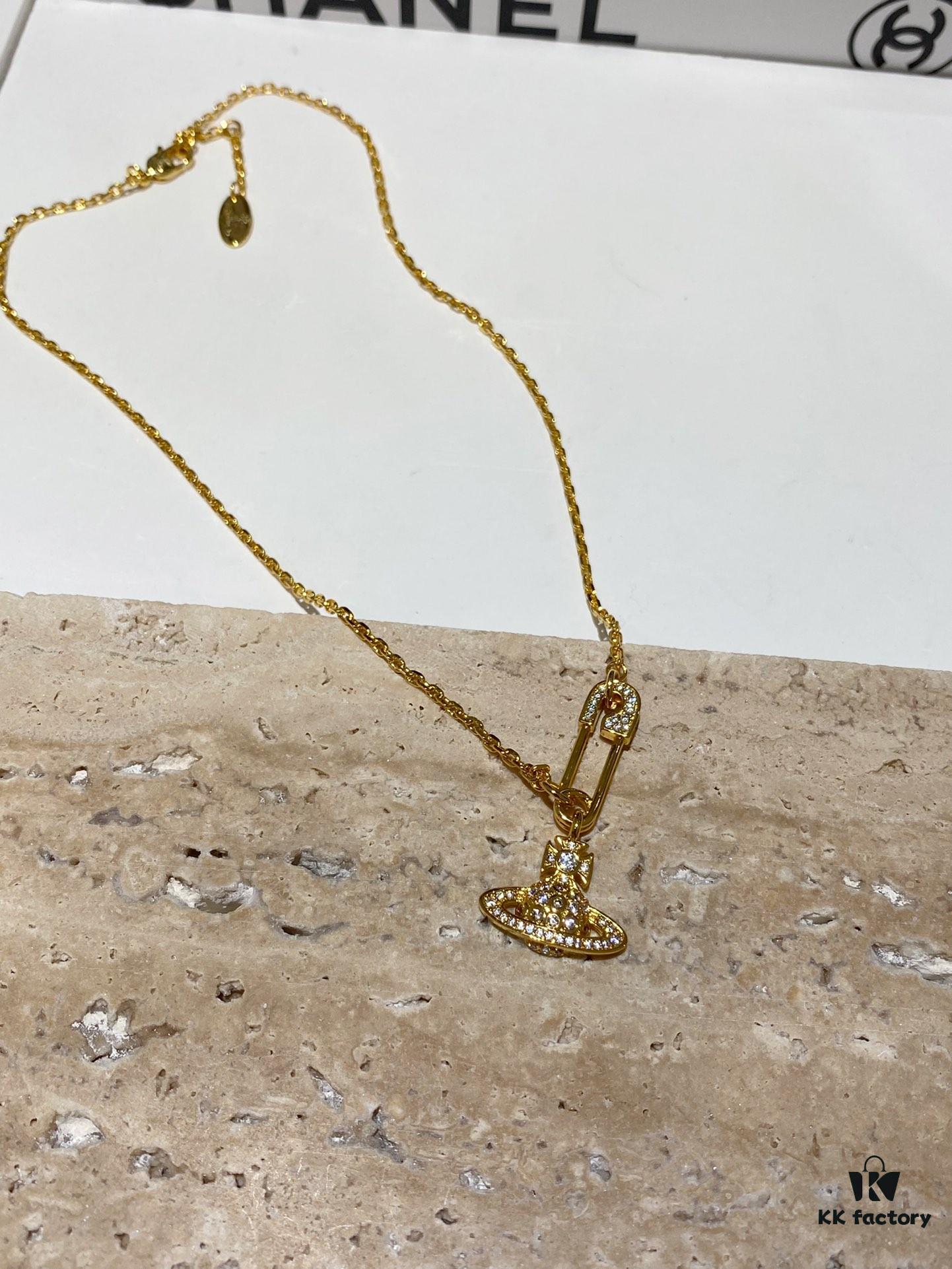 Saturn | Vivienne Westwood Jewelry - Brooch Style Pearl Necklace and Bracelet