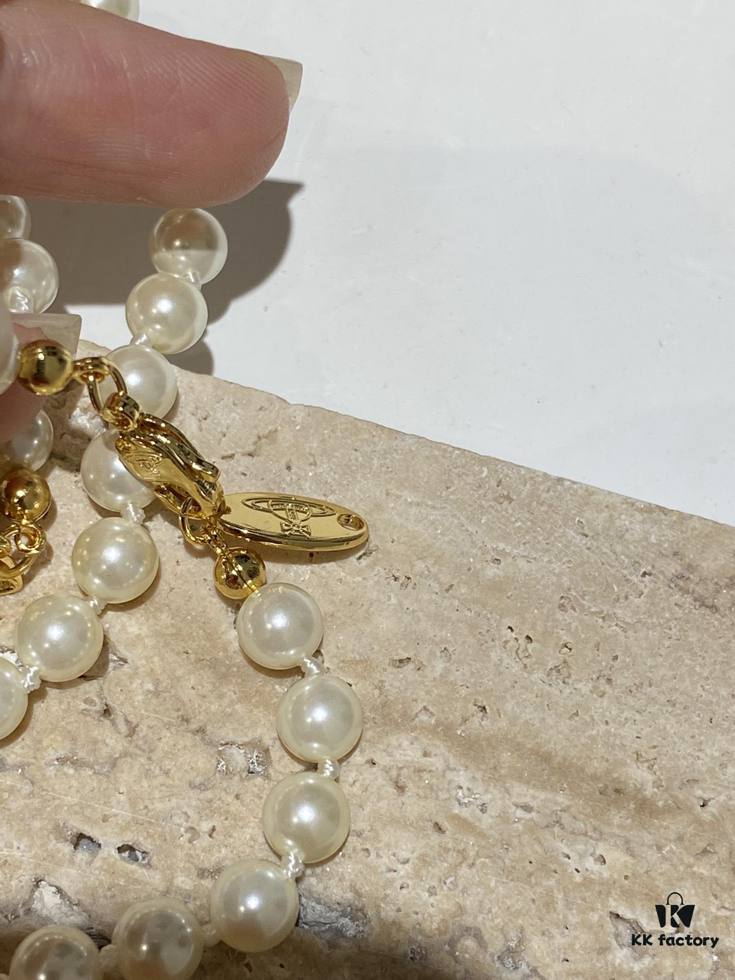 Saturn | Vivienne Westwood Jewelry Pearl Necklace in Gold