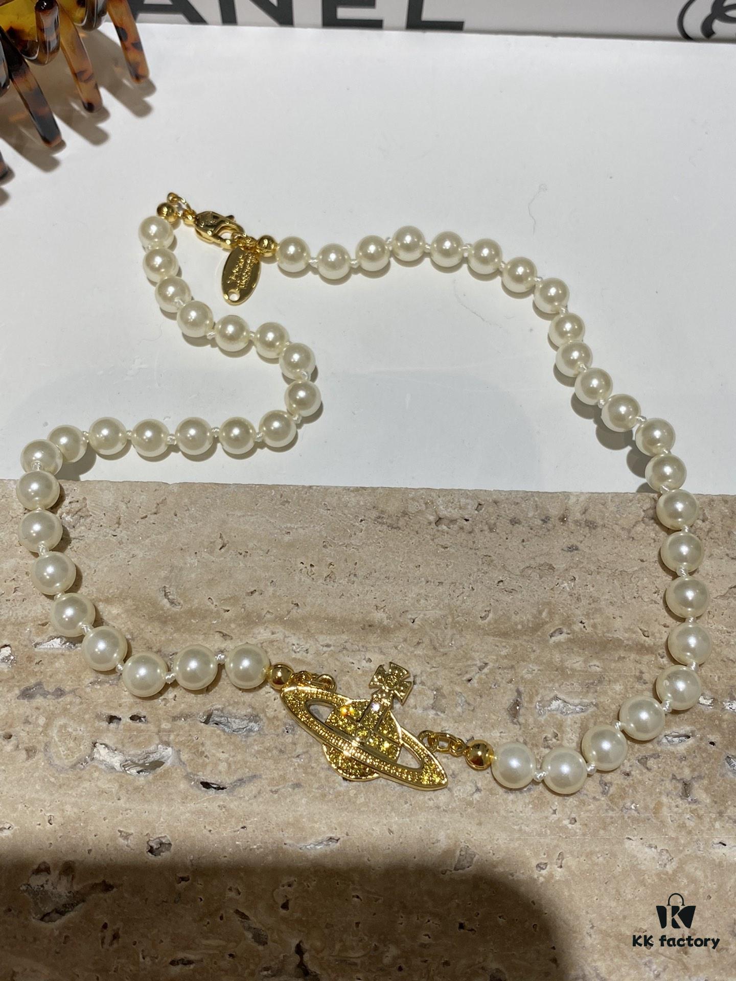 Saturn | Vivienne Westwood Jewelry Pearl Necklace in Gold