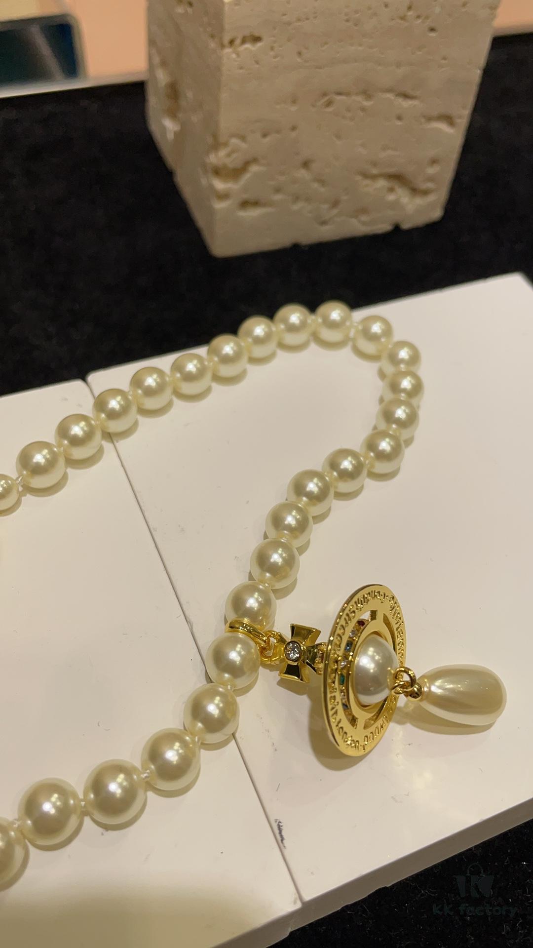 Vivienne Westwood Golden Saturn ORB Pearl Necklace