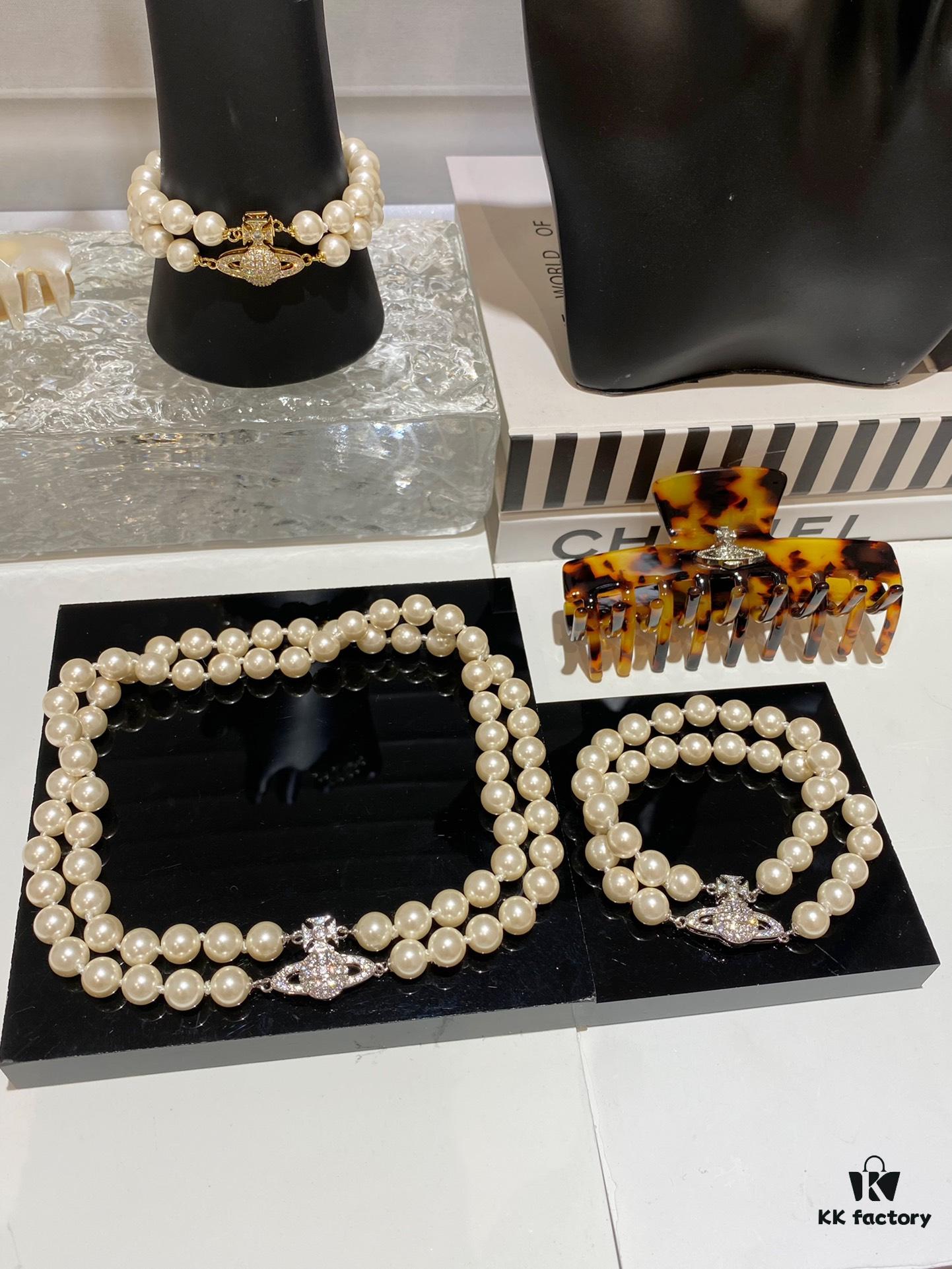 Saturn | Vivienne Westwood Jewelry Double-Layer Pearl Necklace and Bracelet