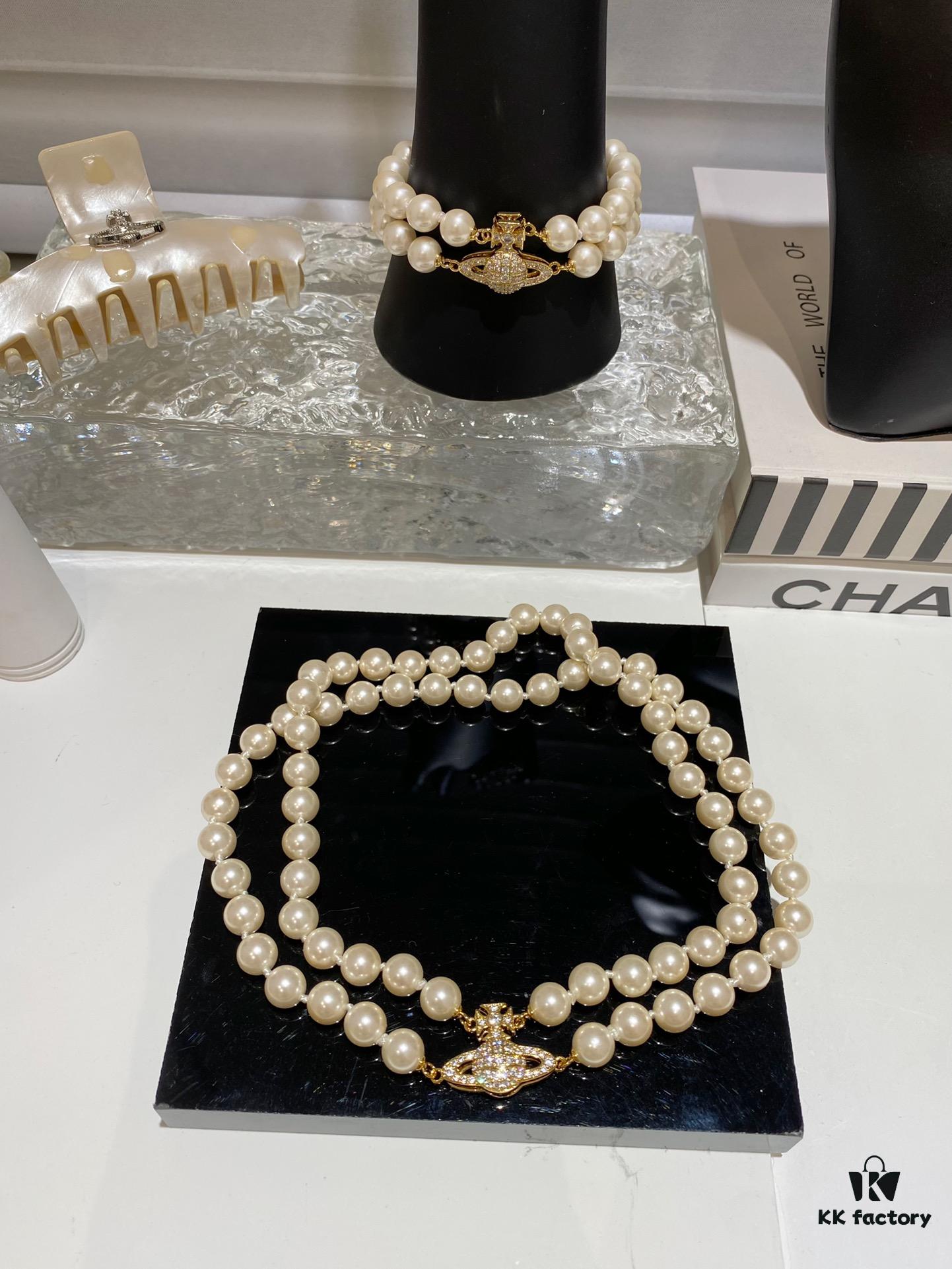 Saturn | Vivienne Westwood Jewelry Double-Layer Pearl Necklace and Bracelet