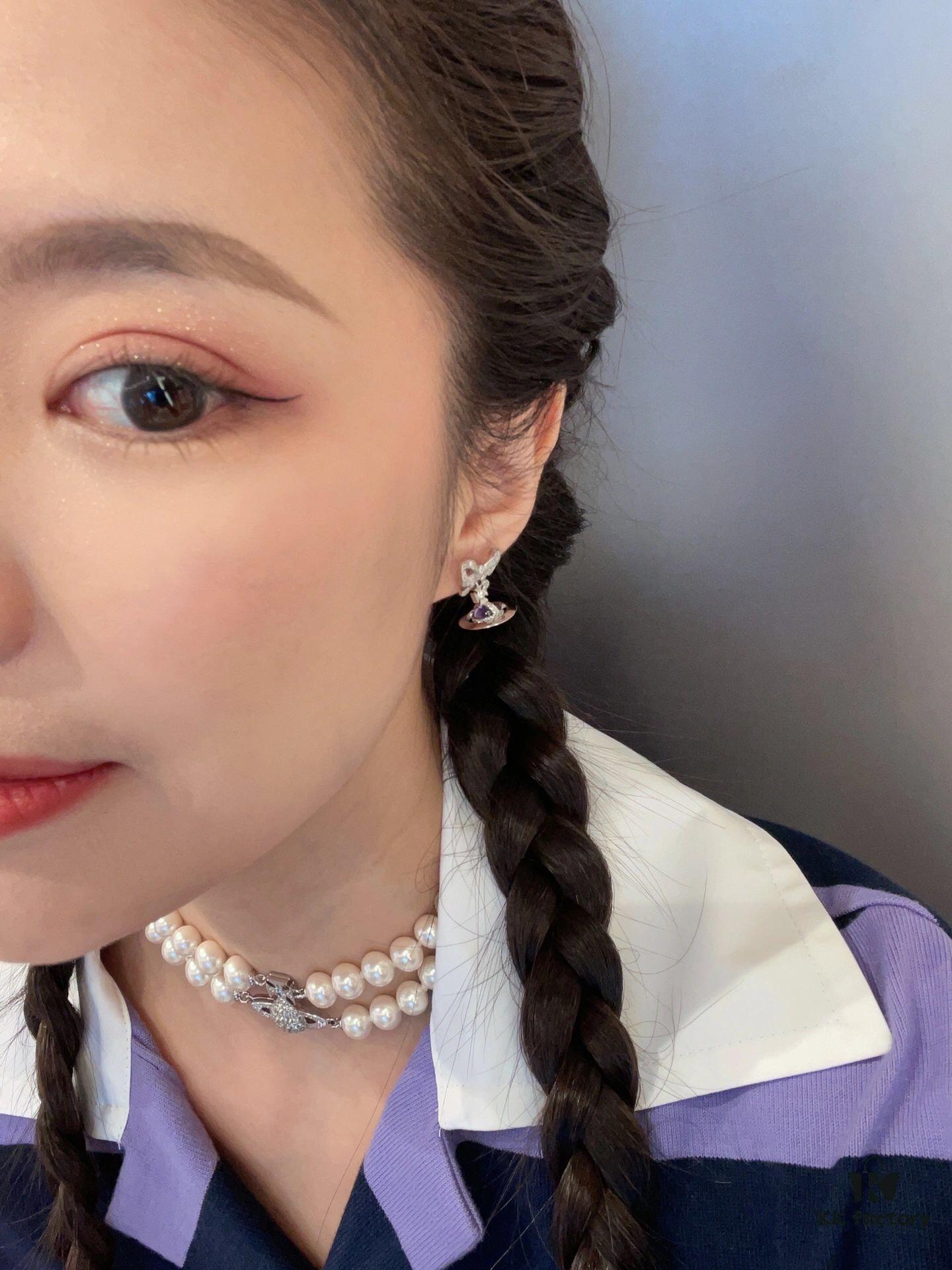 West Queen Full Crystal Saturn Double Layer Pearl Necklace