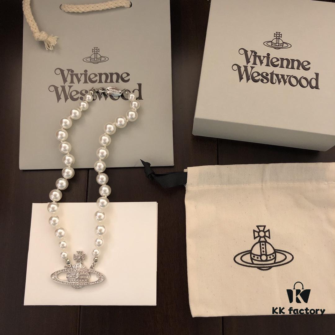 Vivienne Westwood Saturn Pearl Necklace - Medium Size, Rhinestone-Embellished Crown Pendant with Elegant Shine