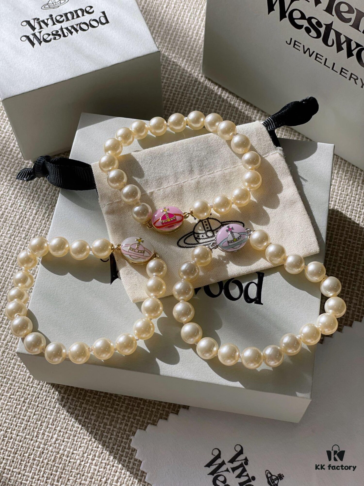 Vivienne Westwood Enamel Pearl Bracelet – Magnetic Clasp, Reversible Design, Six New 2023 Colors Available