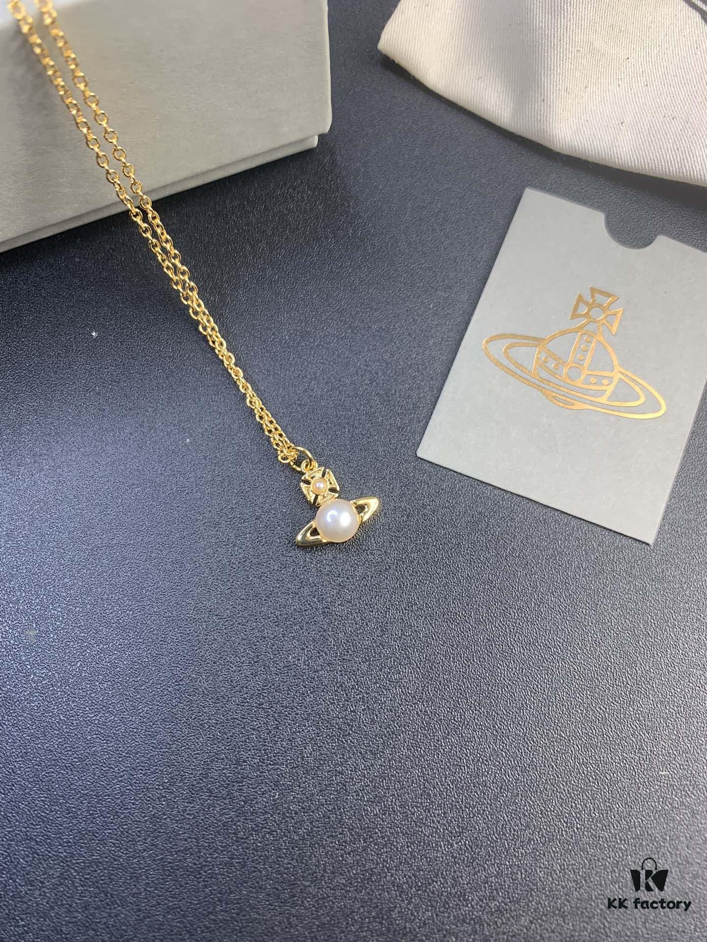 West Queen Pearl Necklace in White Gold and Yellow Gold Two Tones