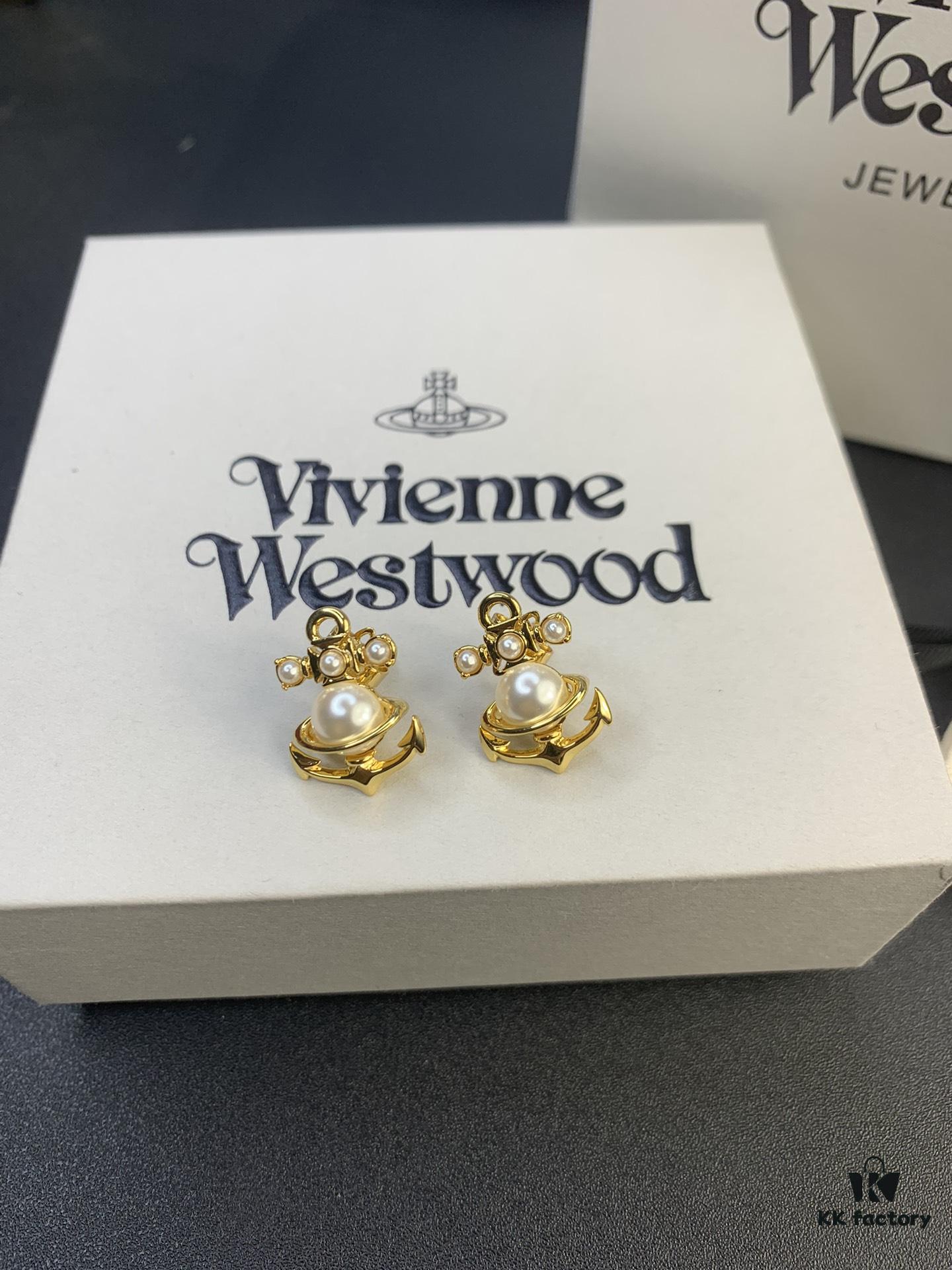West Queen Cat Boat Pearl Stud Earrings in White Gold and Yellow Gold Two Colors