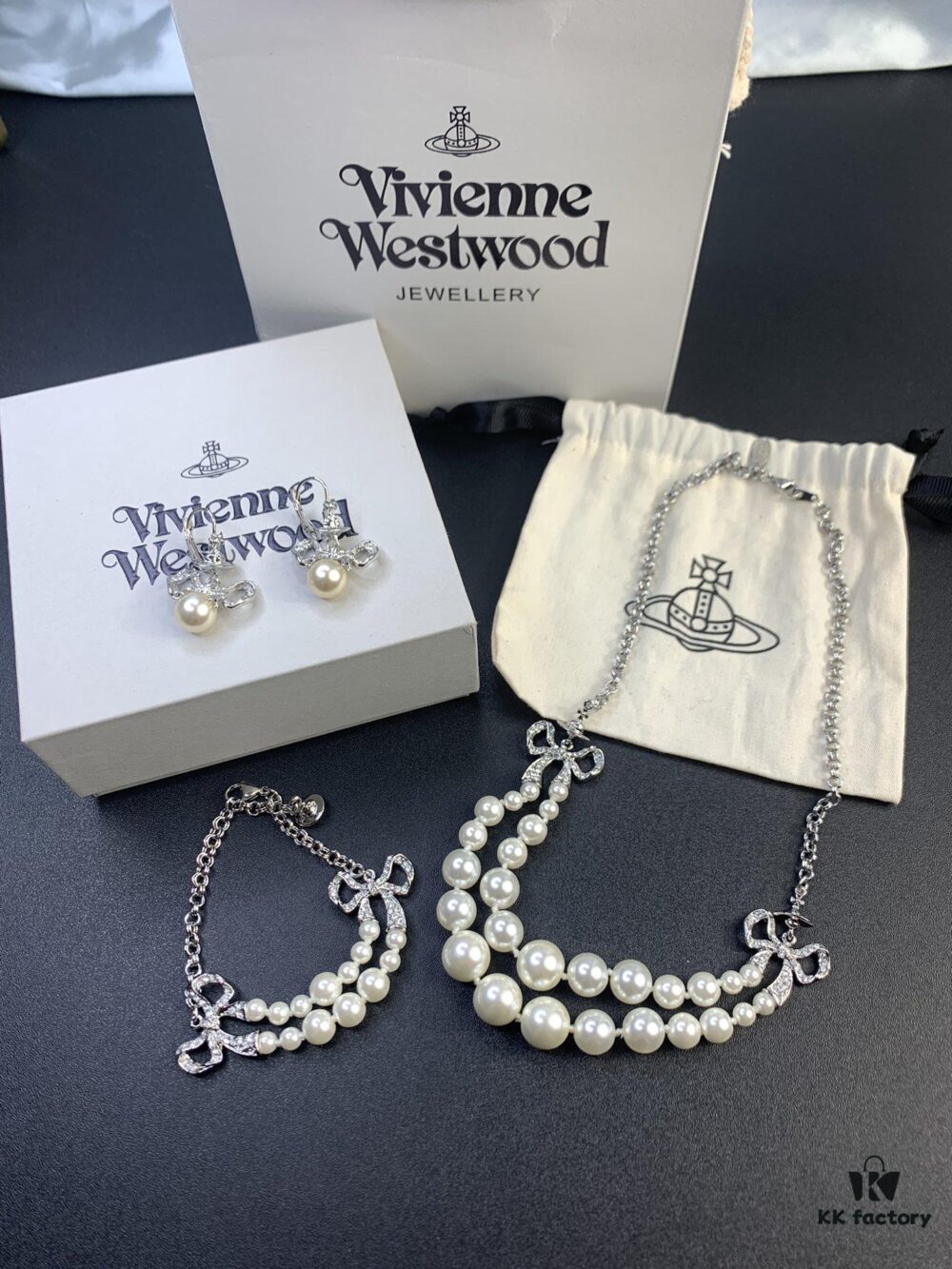 West Queen Bow Double-Layer Pearl Set Stud Earrings Bracelet Necklace