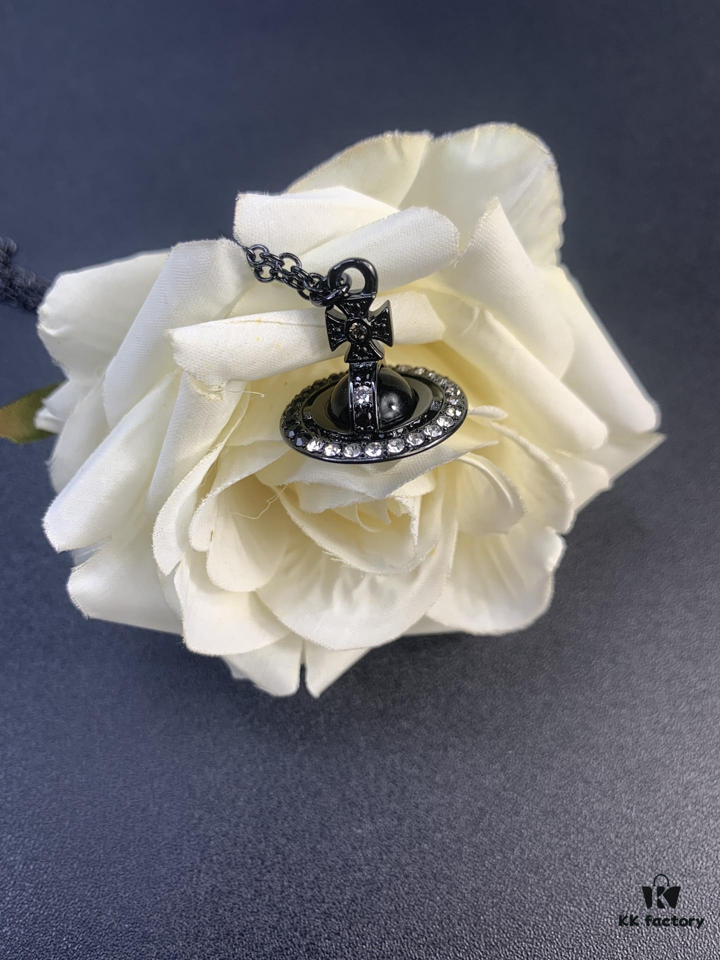 Vivienne Westwood Saturn Gradient Orbit Necklace, High-End and Luxurious