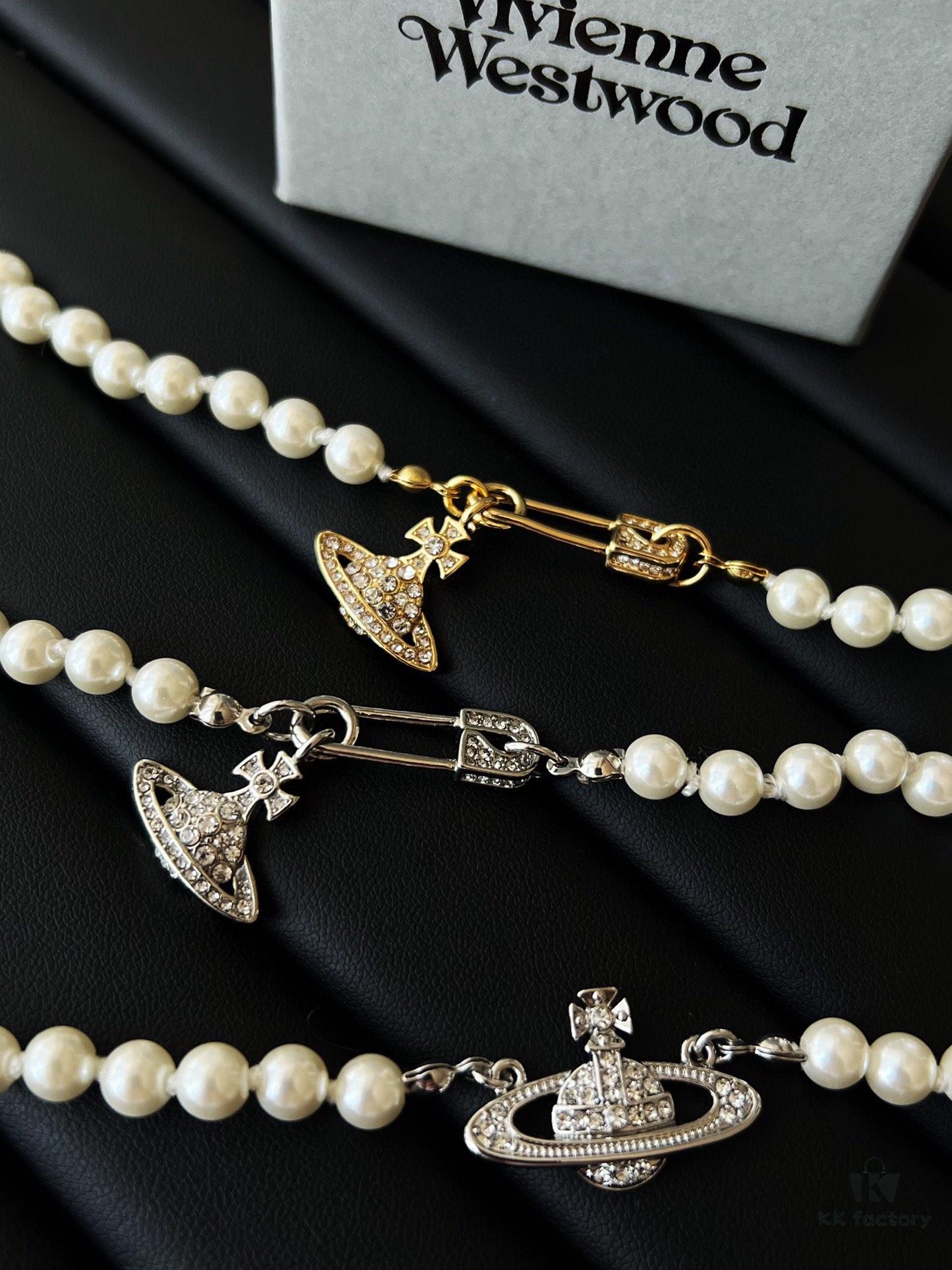 Vivienne Westwood Saturn Series Necklace/Bracelet Eight Styles Collection