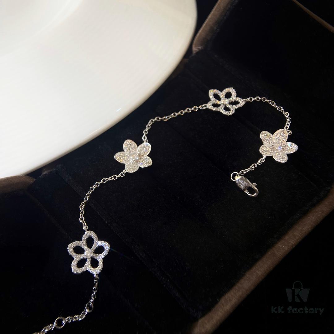 FlowerGirl White Gold Graff Floral Wild Flower Bracelet