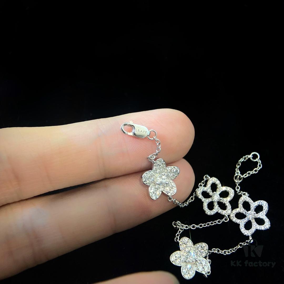 FlowerGirl White Gold Graff Floral Wild Flower Bracelet