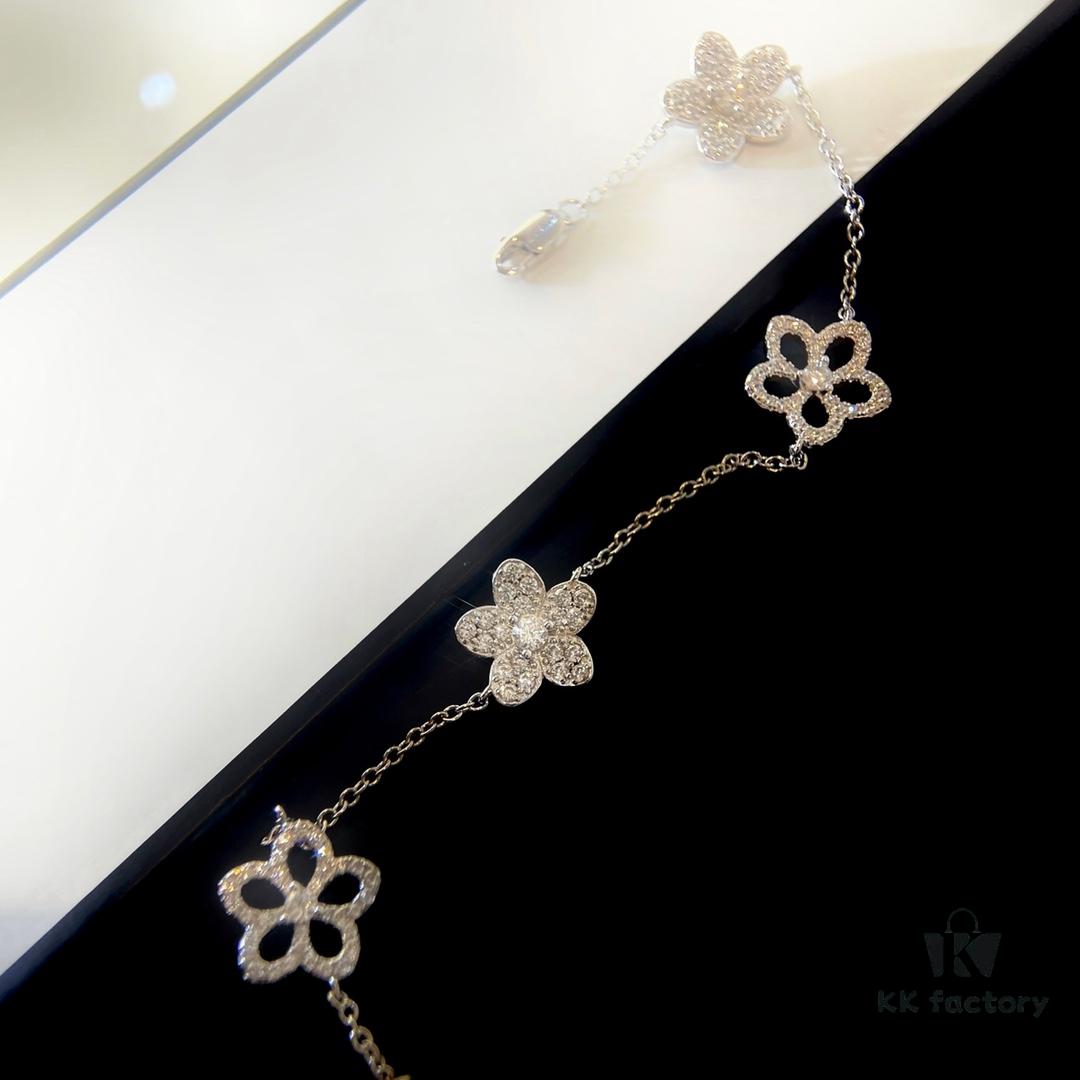 FlowerGirl White Gold Graff Floral Wild Flower Bracelet