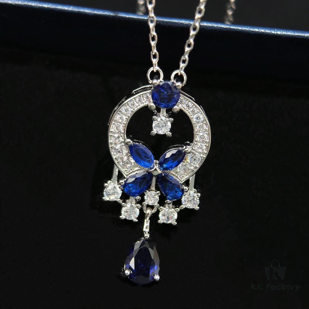 ❗️New Arrival❗️ GRAFF Colored Diamond Butterfly Necklace