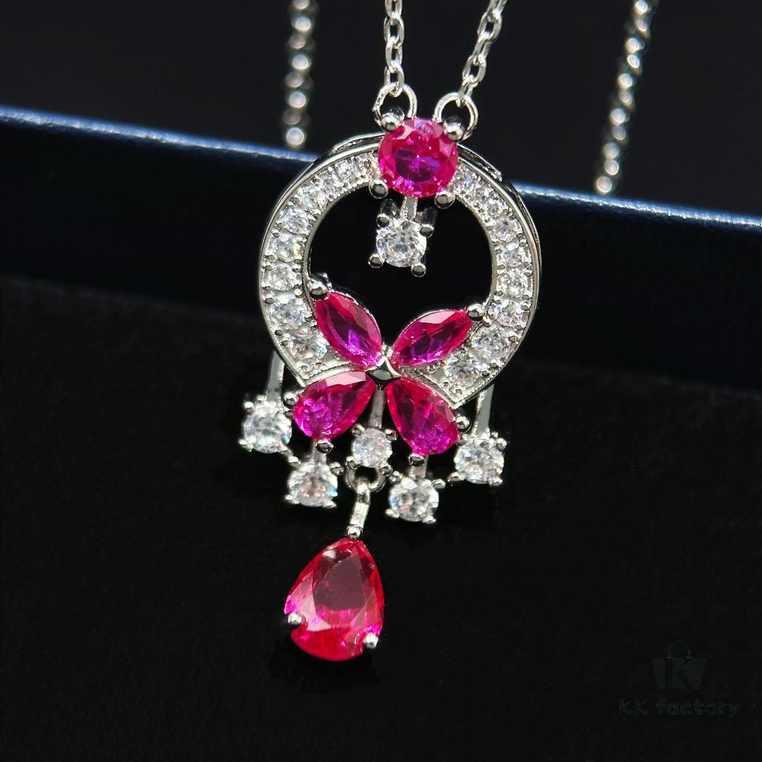 ❗️New Arrival❗️ GRAFF Colored Diamond Butterfly Necklace