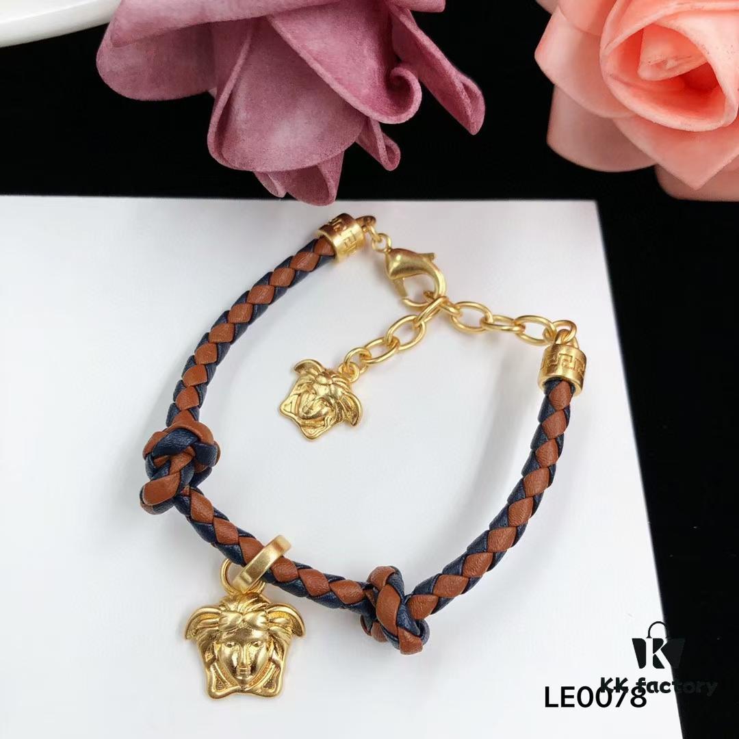 Original Quality 👑 Versace Medusa Maze Design Necklace