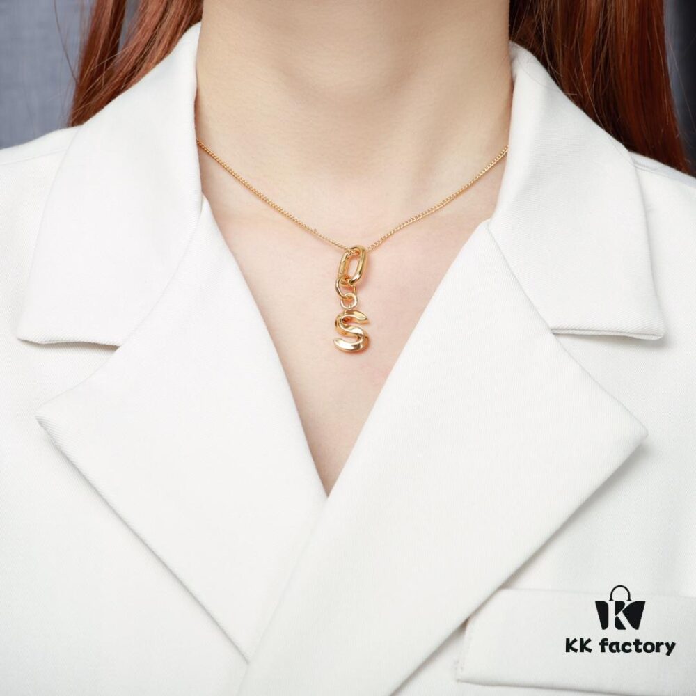 2021 New Arrival 🌟 Celine Necklace Popular Style, Exquisite Craftsmanship, Stunning Look, Premium Brass Material Matching Store Quality