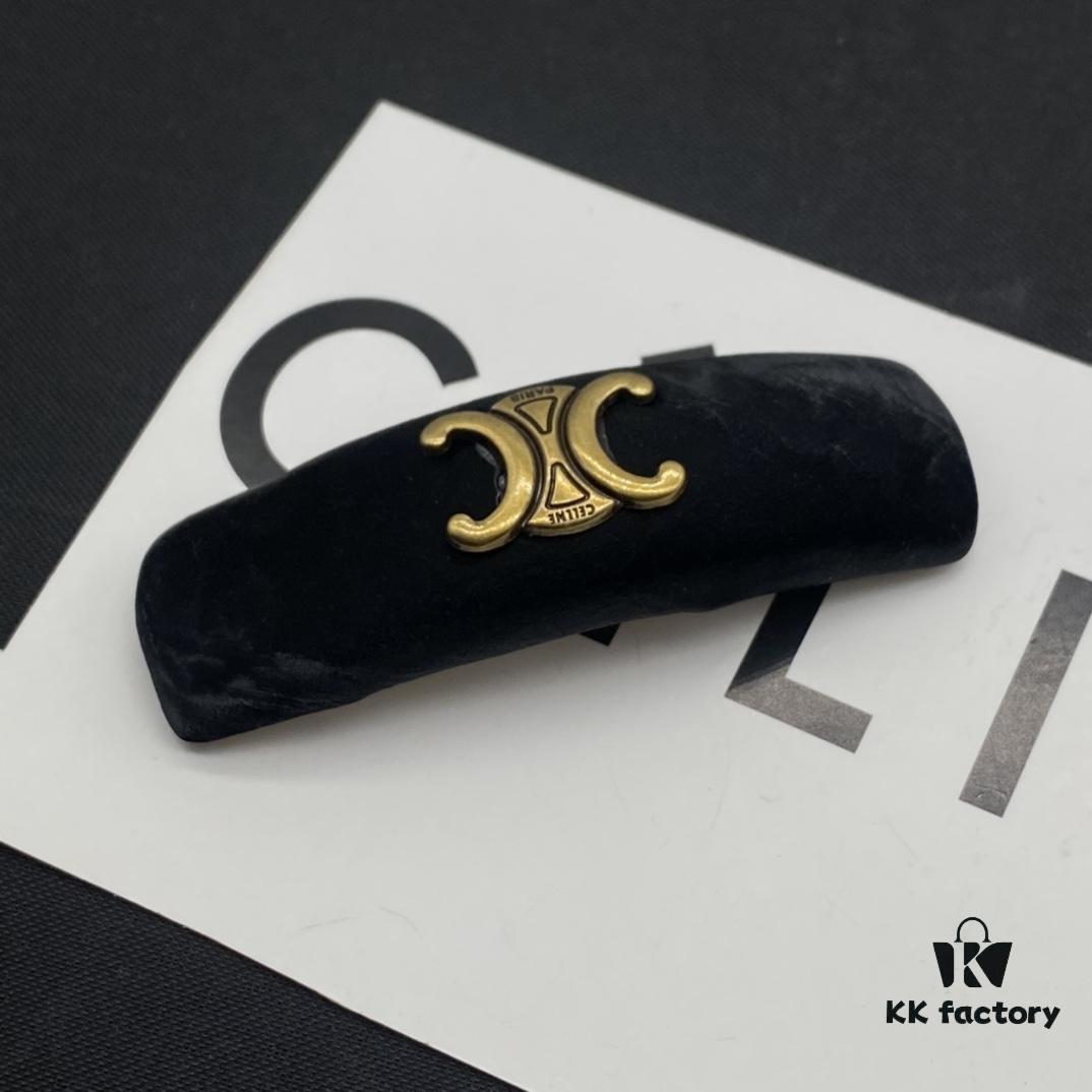 Celine Hair Clip, Effortless European and American Style, Suitable for Various Occasions, Simple Yet Elegant, Made with Original Matched Materials