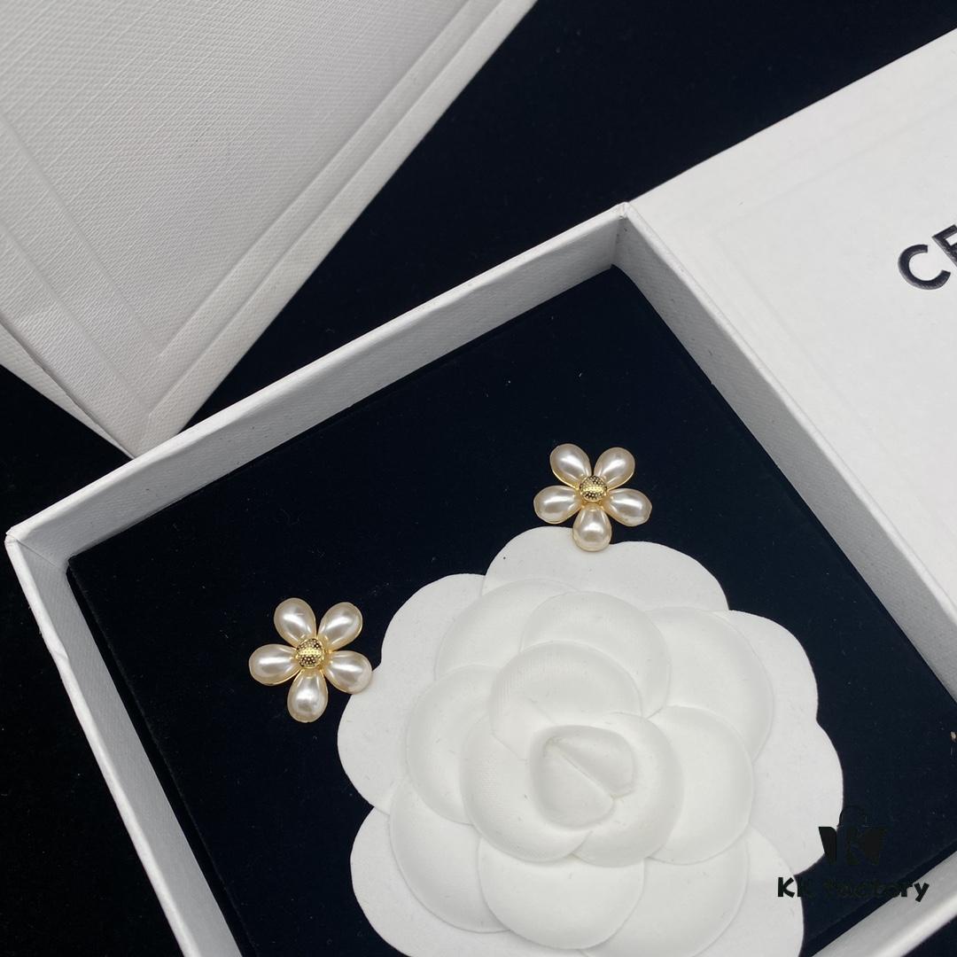 CELINE New Arrival Stud Earrings
