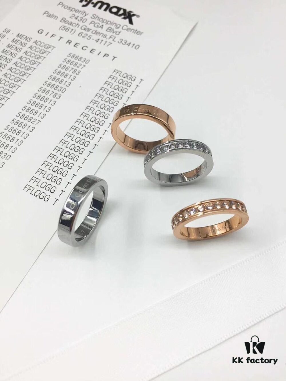 Valentine's Day Gift Recommendation: Minimalist CK Ring Full of Love
