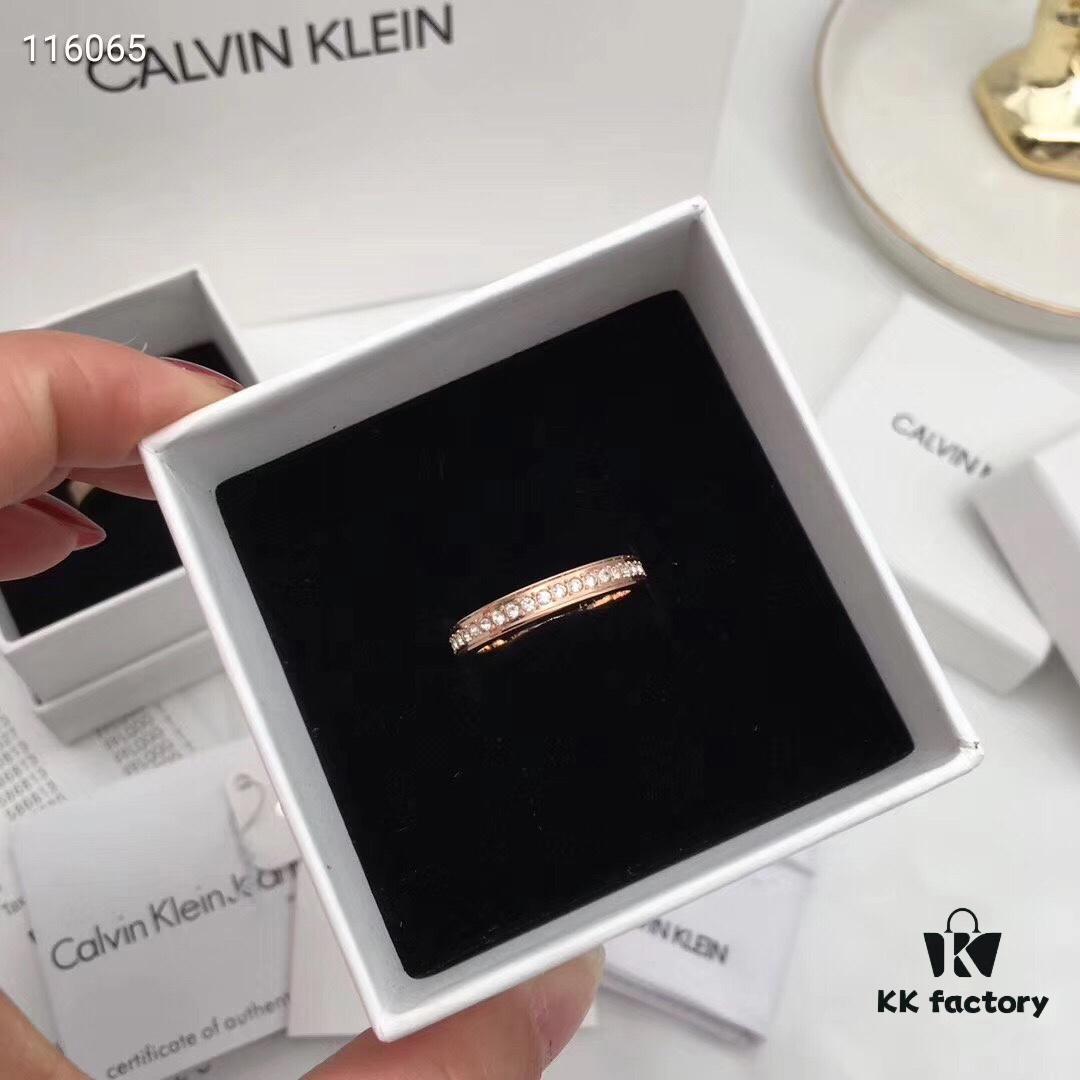 Valentine's Day Gift Recommendation: Minimalist CK Ring Full of Love