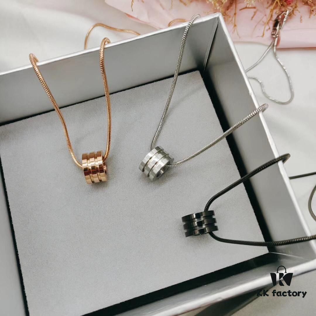 Valentine's Day Gift! Top Purchase Level! Three Colors Available! CK Solid Color Spring Couple Necklace