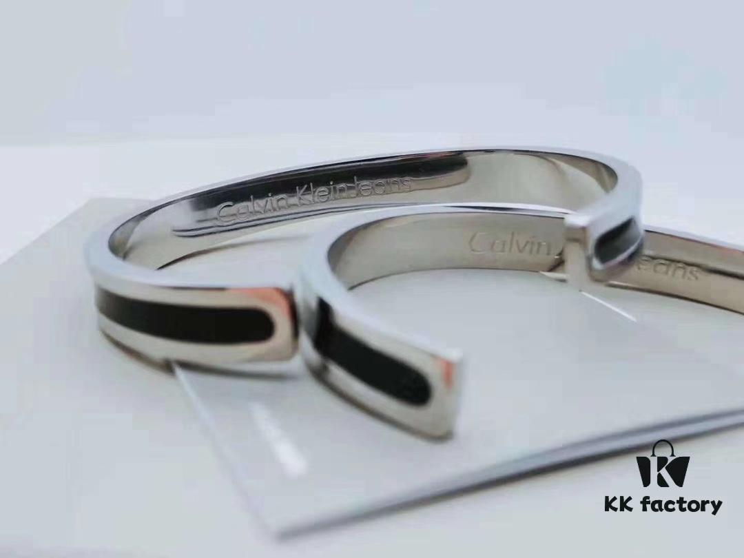 CK Couple Special: CK Couple Open Bangle Bracelet, Black Steel 316, Guaranteed Authentic, Women's Inner Circumference 16.5cm, Men's Inner Circumference 17.5cm