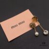 Miu Miu Textured Luxurious Pearl Heart Stud Earrings, Minimalist Design with Vintage Charm, Must-Have Summer Fashion Accessory