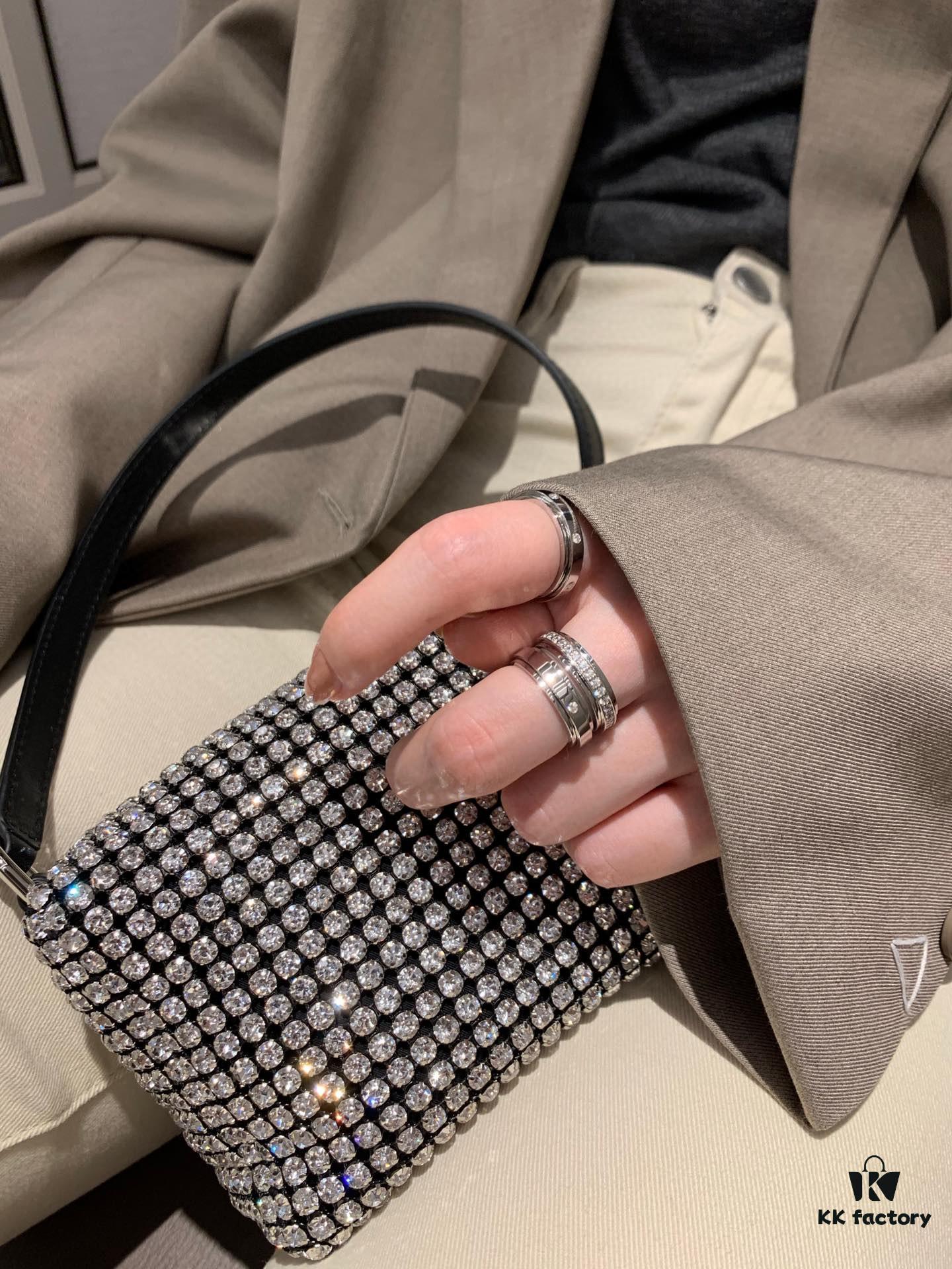 Platinum-colored Piaget ring with rotating design, featuring single diamond, seven-diamond, and full-diamond options