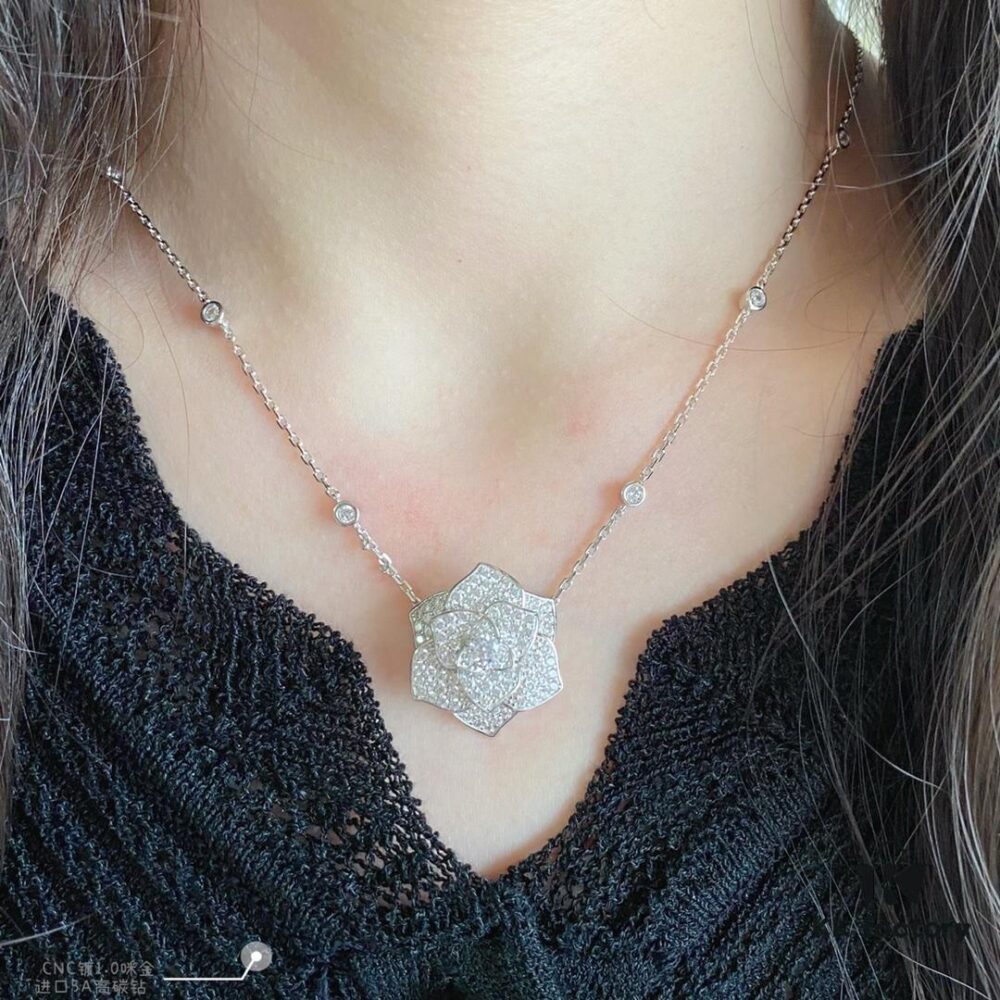 Breathtaking Peony Rose Necklace That Captivates at First Sight