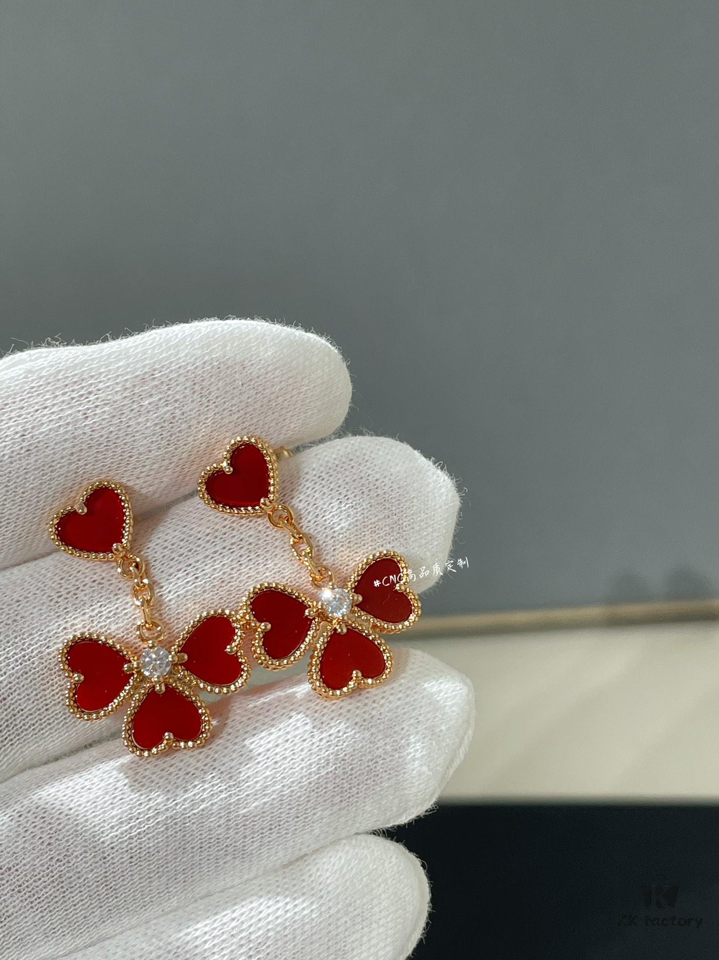 Red-themed Small Earrings ❤️