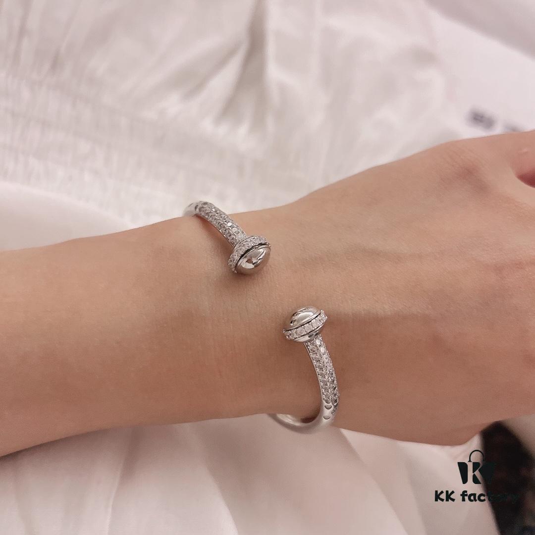 Piaget Latest Rotating Series Bracelet from Official Counter