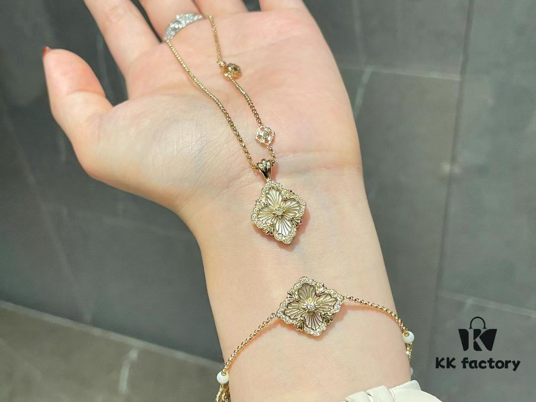 Pure and Seductive White, Absolutely Love It... 💛 Buccellati