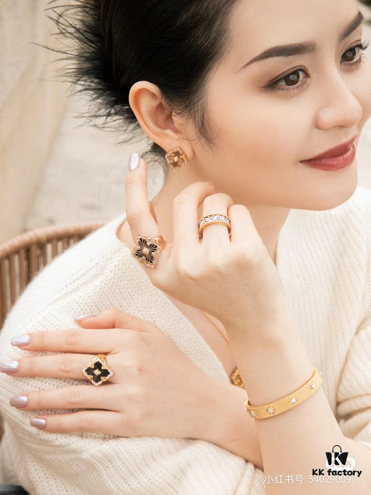 Buccellati Red, Pink, Blue Chalcedony, Black Onyx, White Shell, Green, Gray Shell, Turquoise Blue Open Ring in Rose Gold and White Gold In Stock