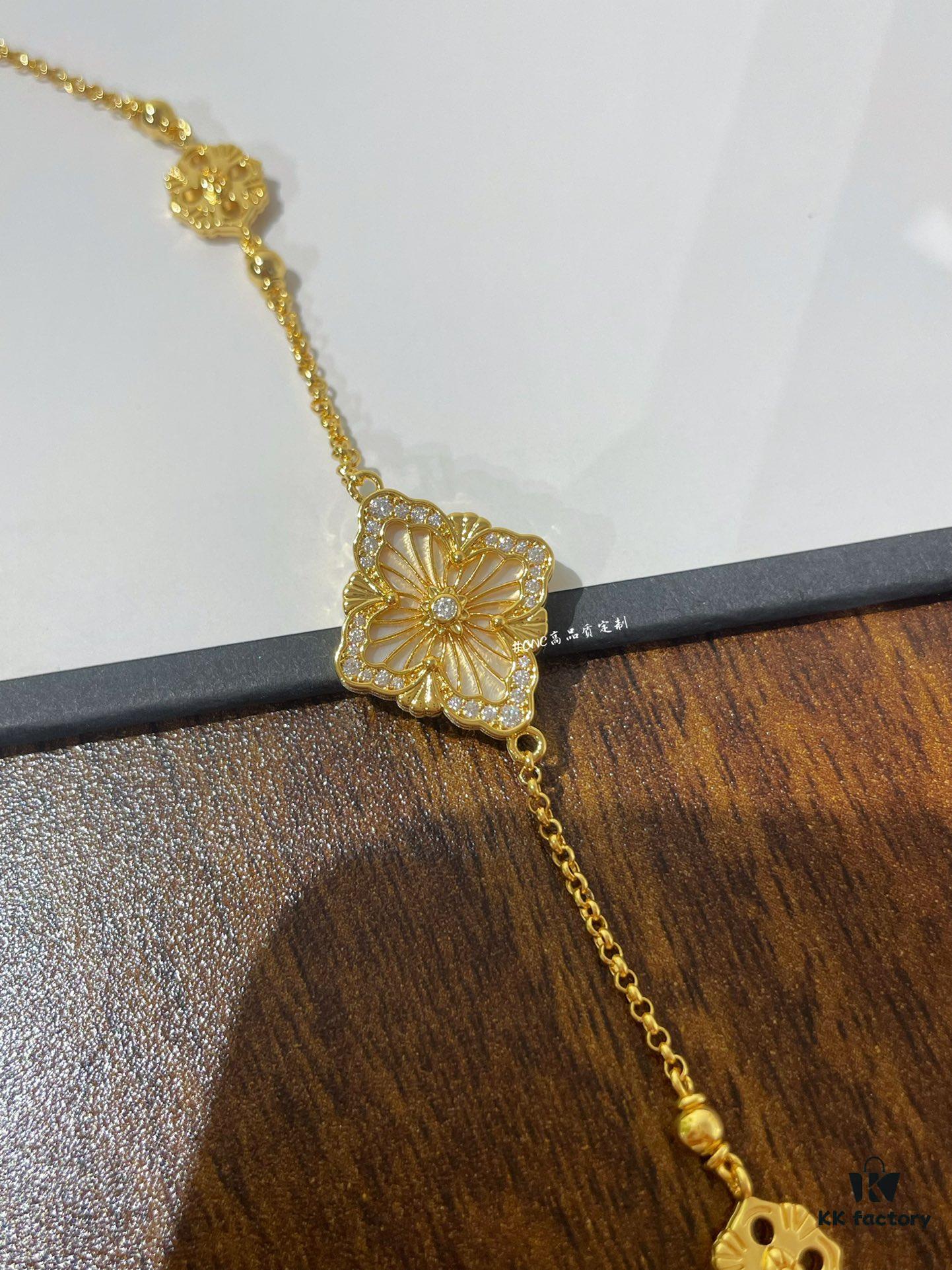 Opera Opera Series Diamond-Inlaid Single Flower Bracelet