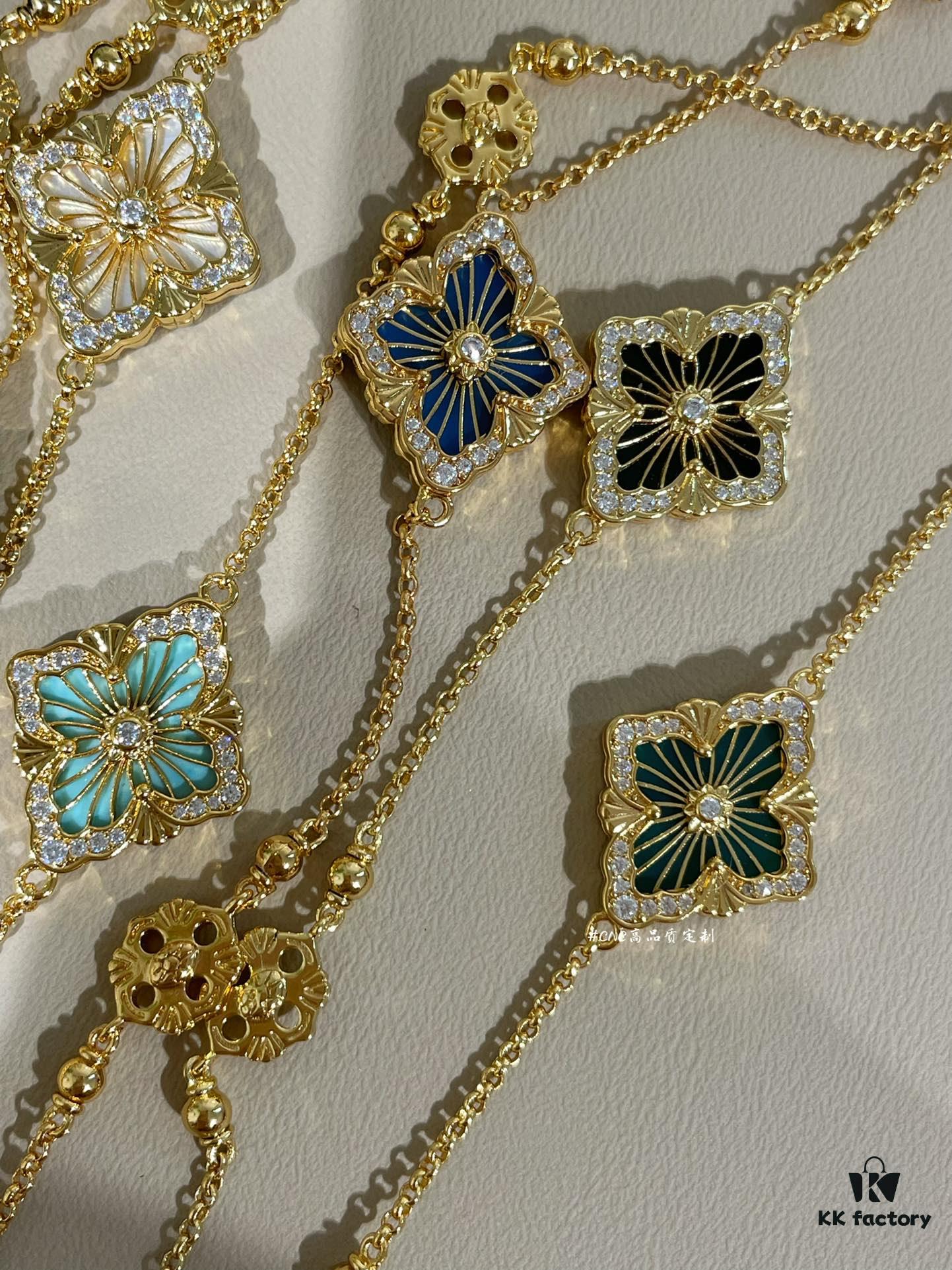 Opera Opera Series Diamond-Inlaid Single Flower Bracelet