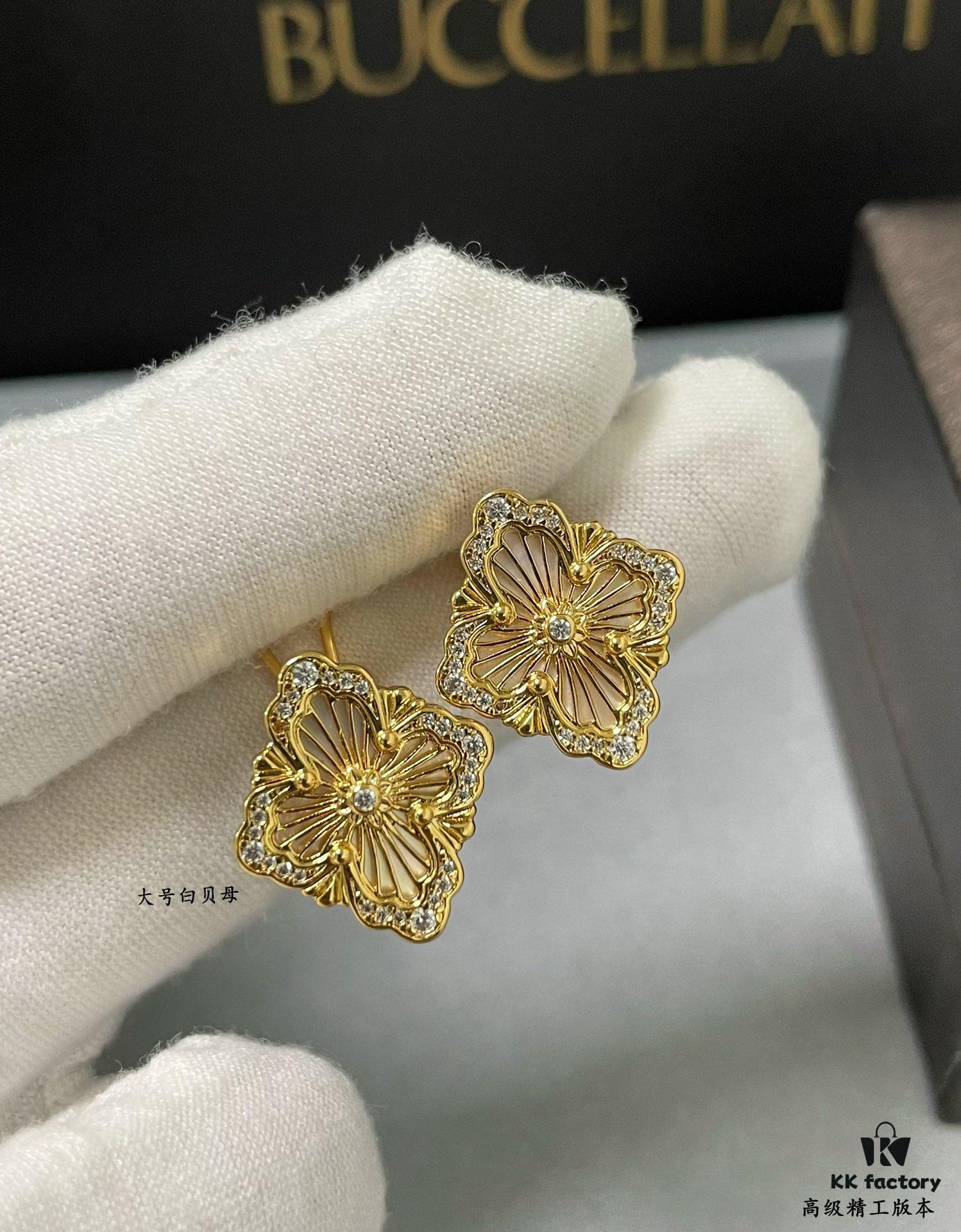 Buccellati Opera Grande White Mother-of-Pearl Earrings, Vintage Court-style Clover, Exuding Italian Elegance