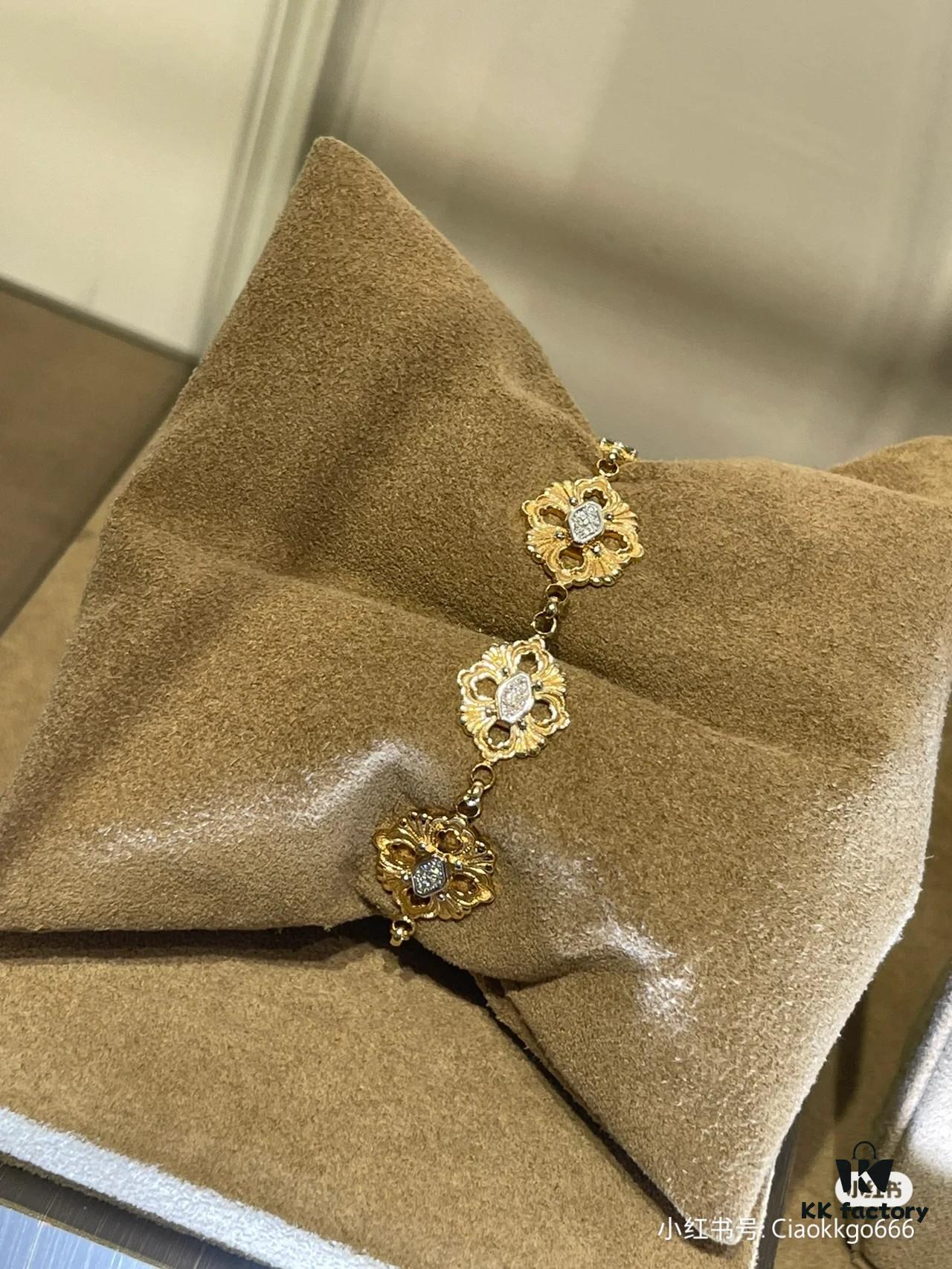 Buccellati, Italian High Jewelry Brand, Vintage Court Style Bracelet