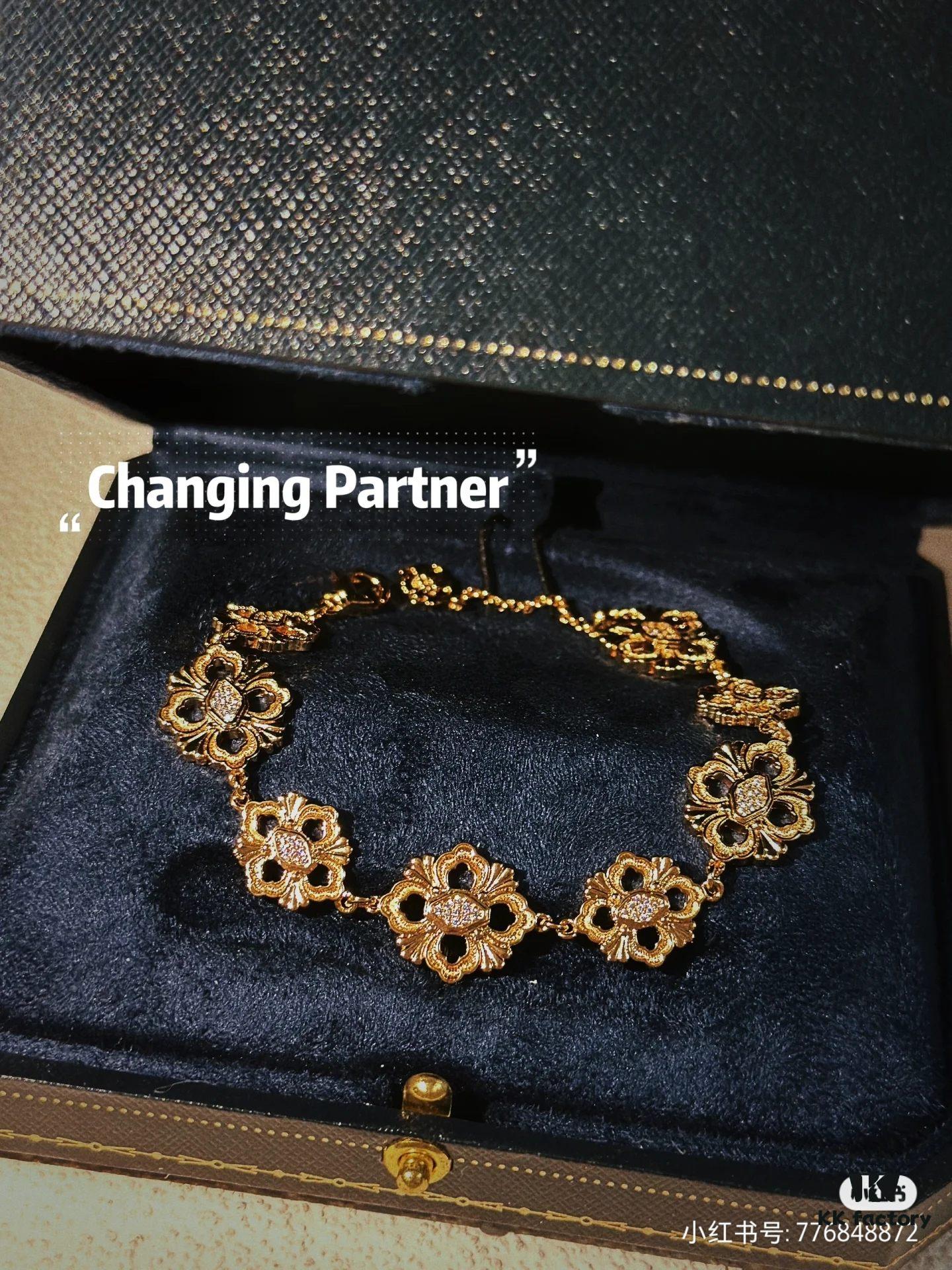 Buccellati, Italian High Jewelry Brand, Vintage Court Style Bracelet