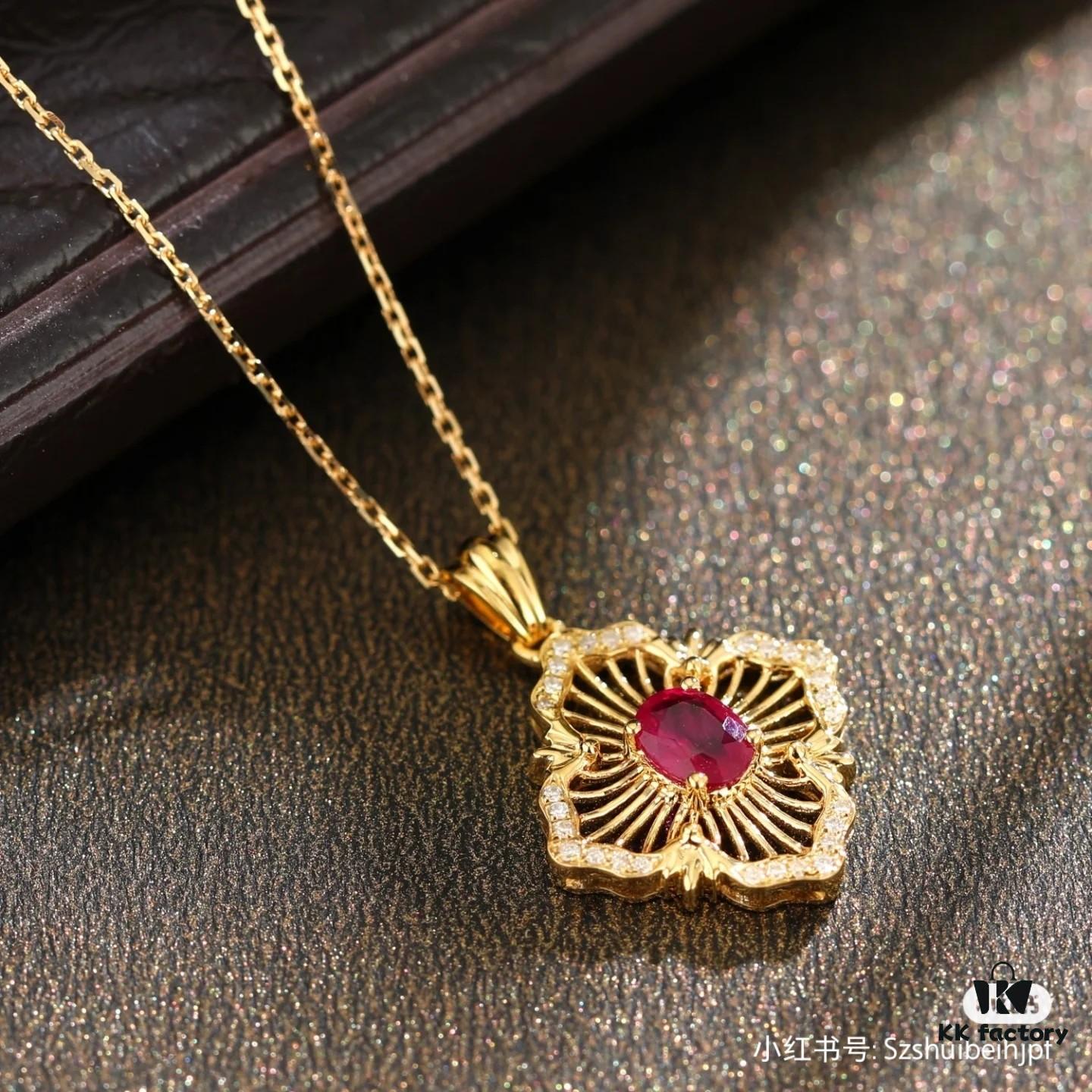 Buccellati, Italian High Jewelry Brand, Vintage Royal Style Diamond-Cut Filigree Necklace