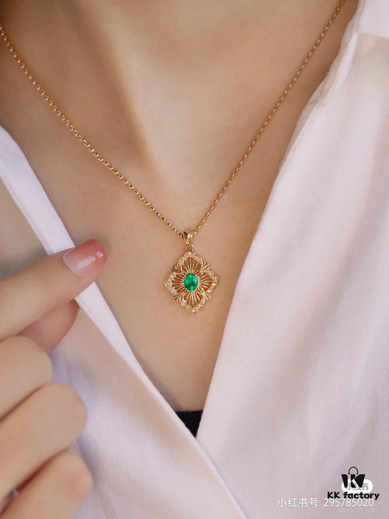 Buccellati, Italian High Jewelry Brand, Vintage Royal Style Diamond-Cut Filigree Necklace