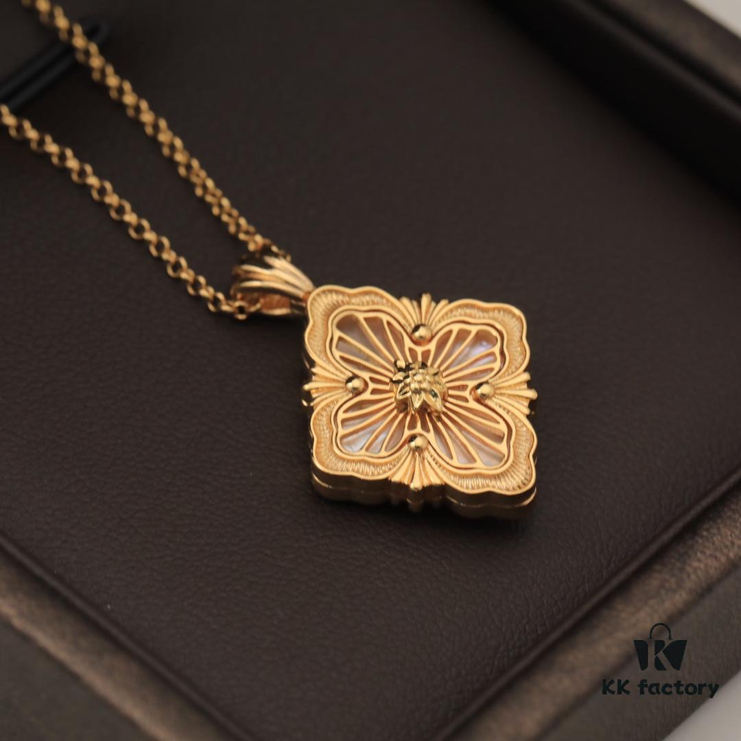 Buccellati Italian Luxury Jewelry Vintage Royal Style Diamond-Set Twisted Clover Shell Agate Chalcedony Reversible Necklace V Gold Material 18K Thick Gold Plating Original Chain End Original Clasp High Quality