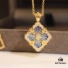 Buccellati Italian Luxury Jewelry Vintage Royal Style Diamond-Cut Clover Shell Agate Chalcedony Double-Sided Necklace V Gold Material 18K Thick Gold Plating Original Chain End Original Clasp High Quality