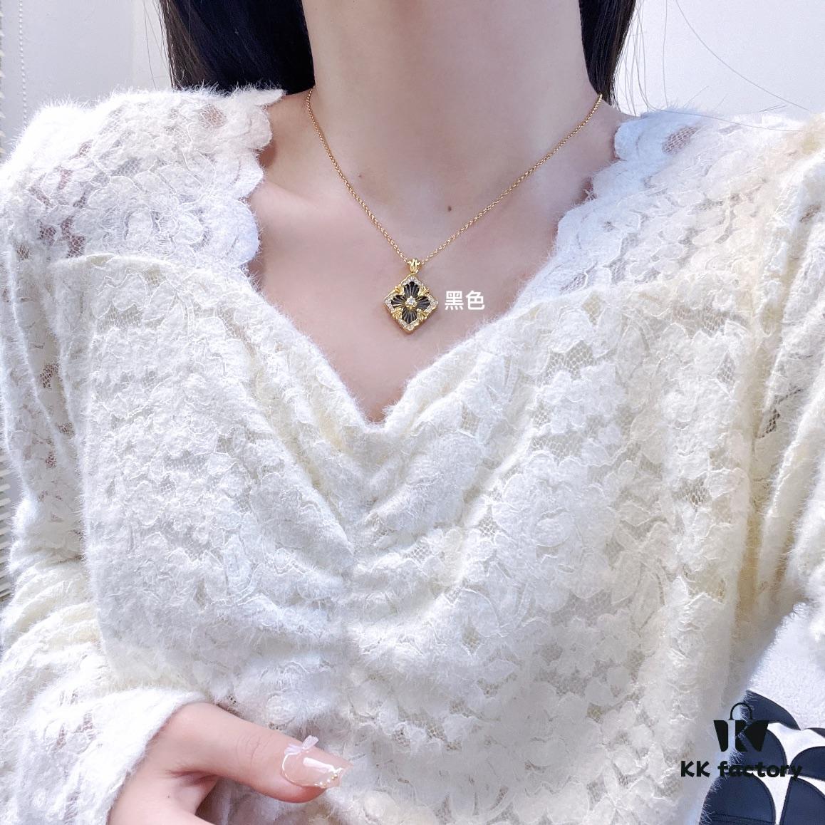 Buccellati Vintage Court-style Diamond-Set Twisted Four-Leaf Clover Shell Agate Chalcedony Double-sided Necklace