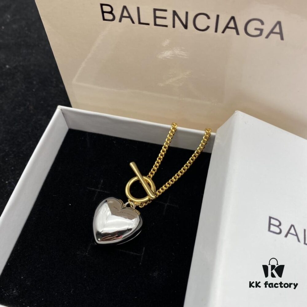 Balenciaga Fashion Elegance Necklace