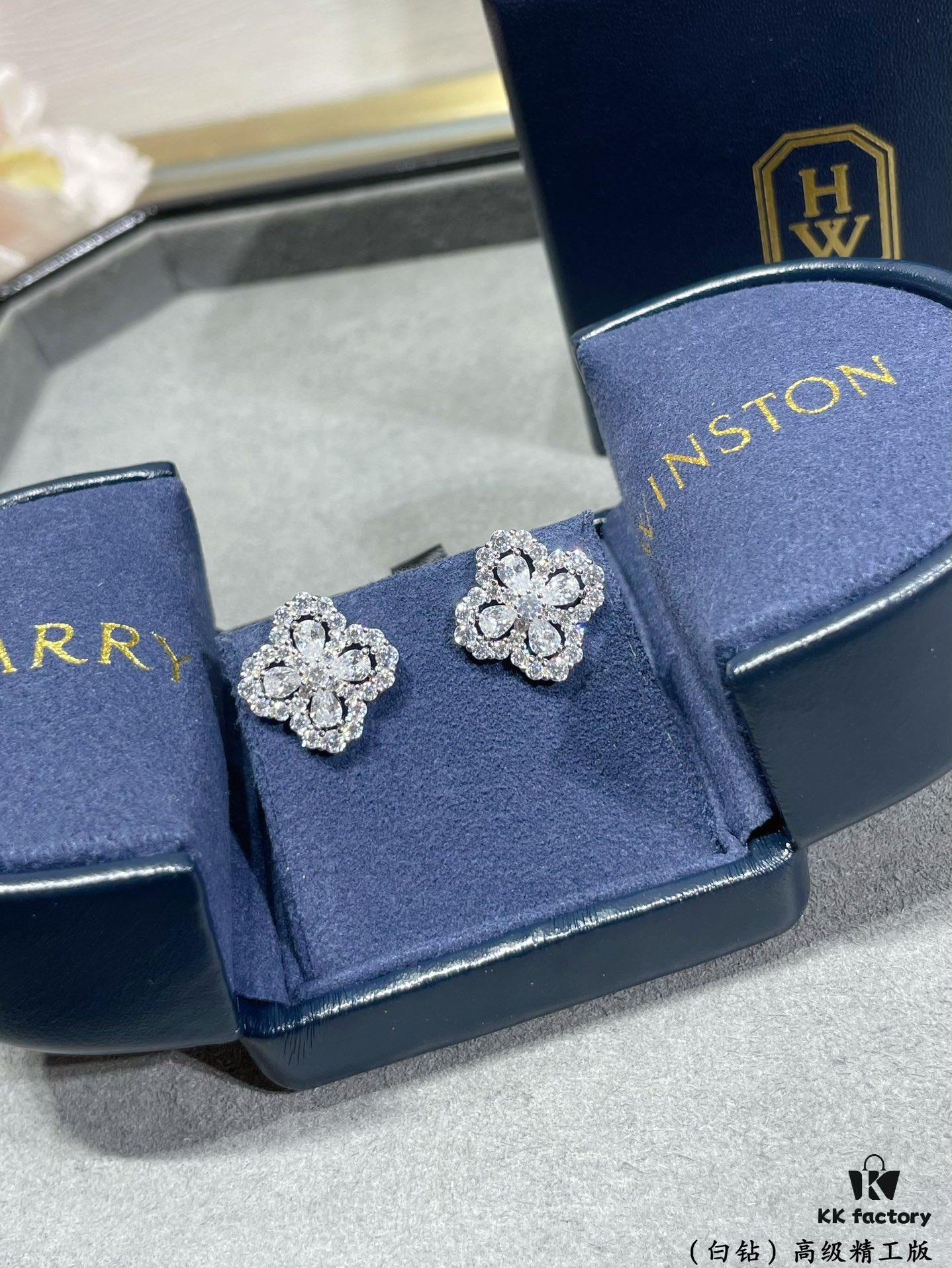 Harry Winston Diamond Links Full Diamond Clover Stud Earrings (White Diamonds)